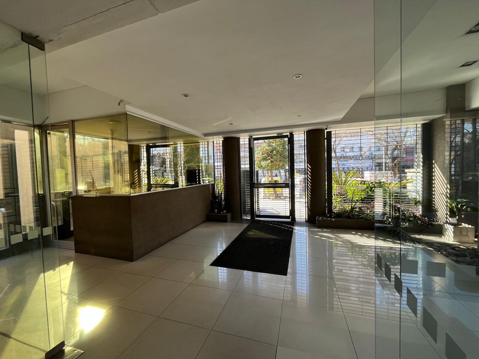 Alquiler Monoambiente En Beccar Con Balcon/Cochera