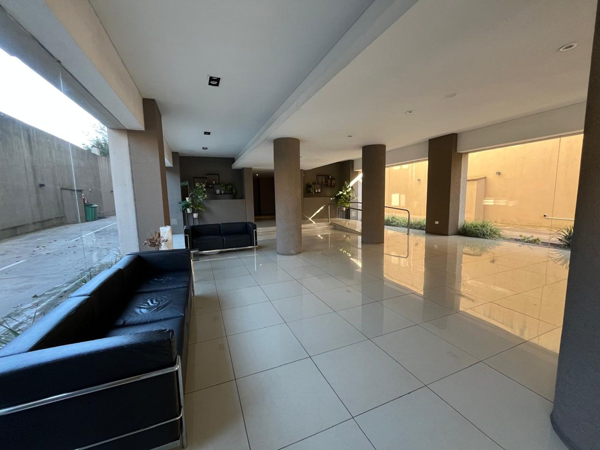 Alquiler Monoambiente En Beccar Con Balcon/Cochera