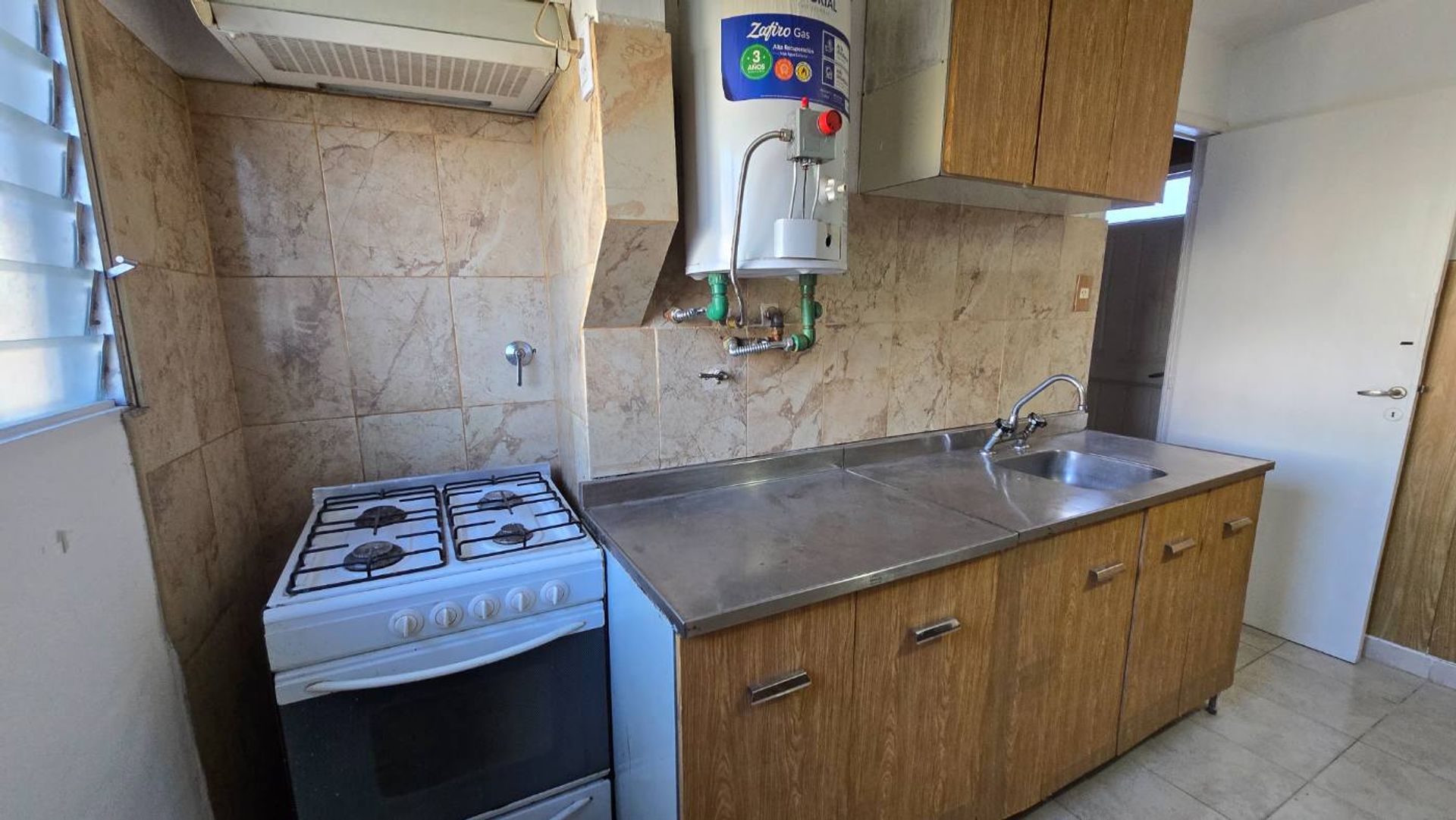 Alquiler PH 2 ambientes 27m2, Villa Adelina
