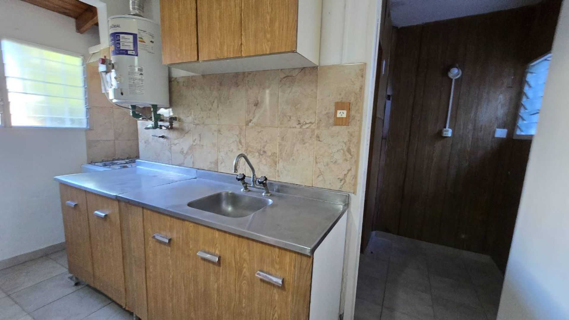 Alquiler PH 2 ambientes 27m2, Villa Adelina