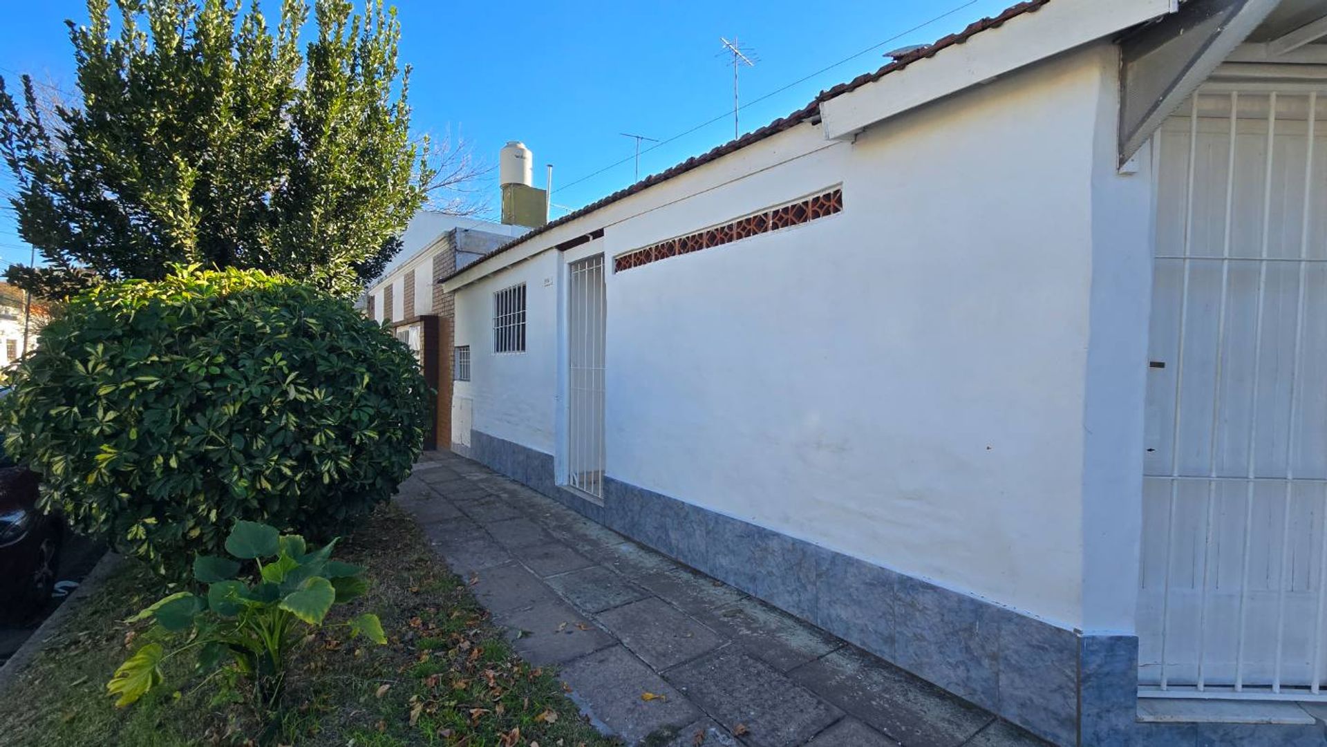 Alquiler PH 2 ambientes 27m2, Villa Adelina