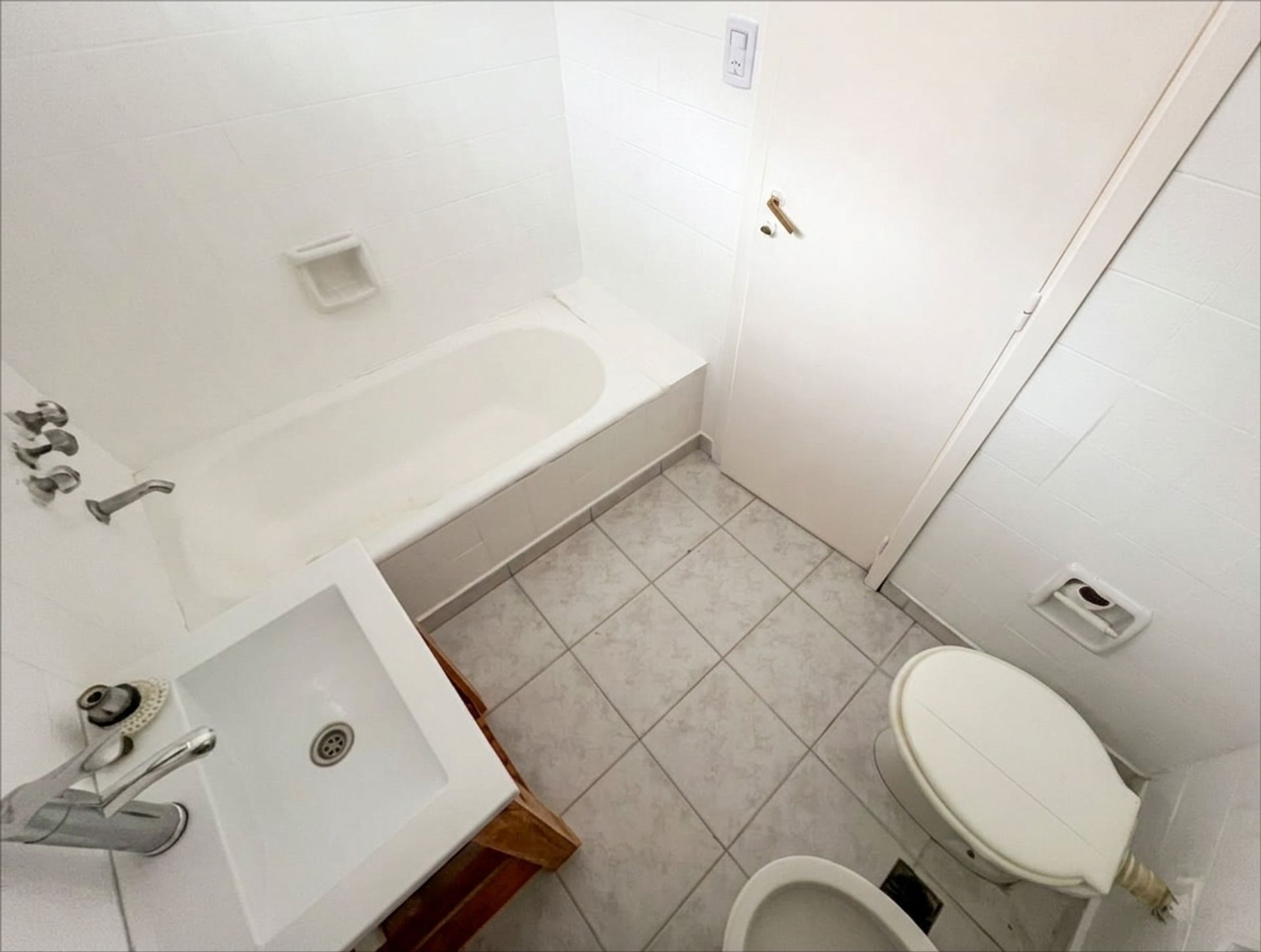 Venta Dpto 2 Amb En Vicente Lopez Cochera Y Balcon