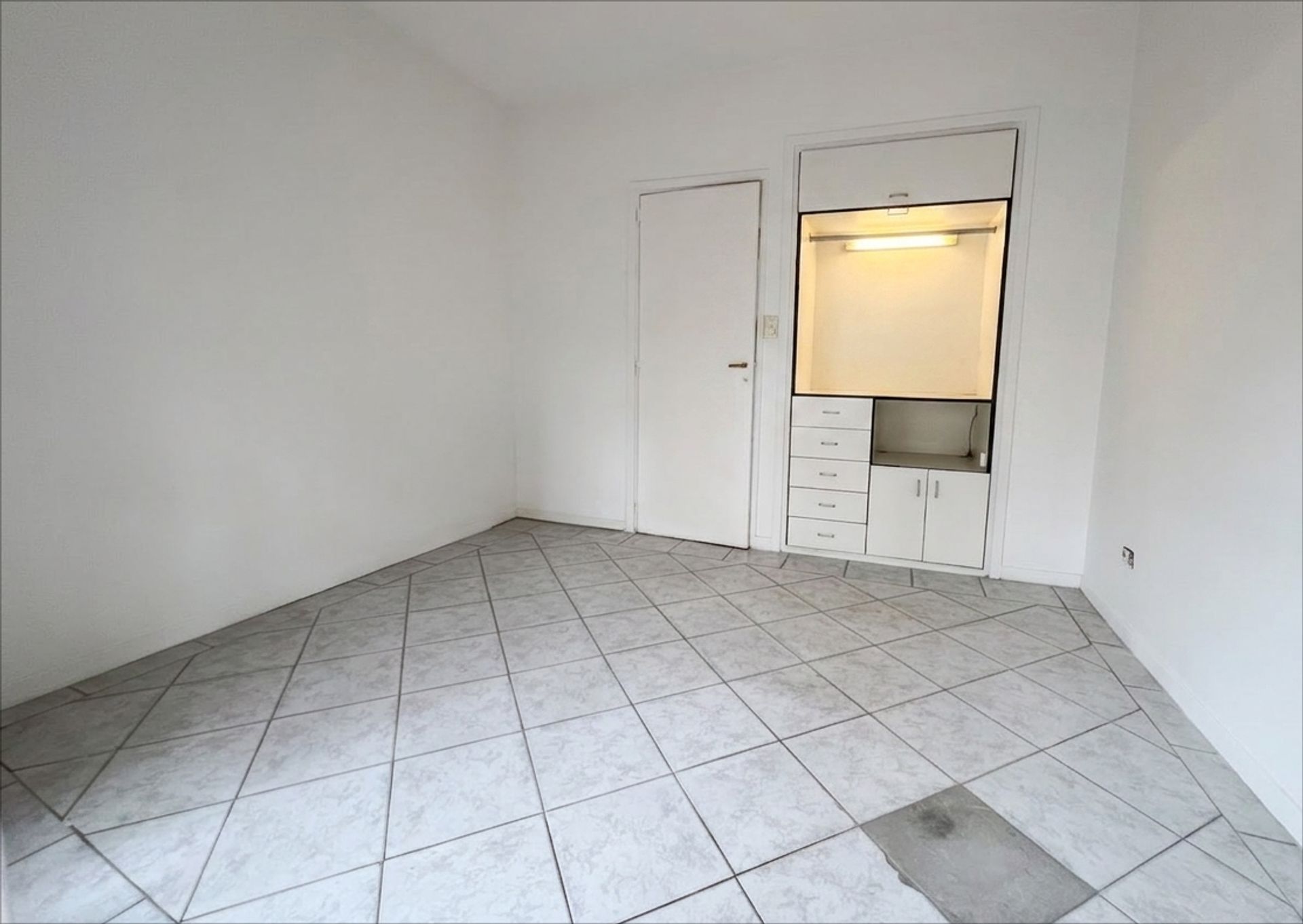 Venta Dpto 2 Amb En Vicente Lopez Cochera Y Balcon