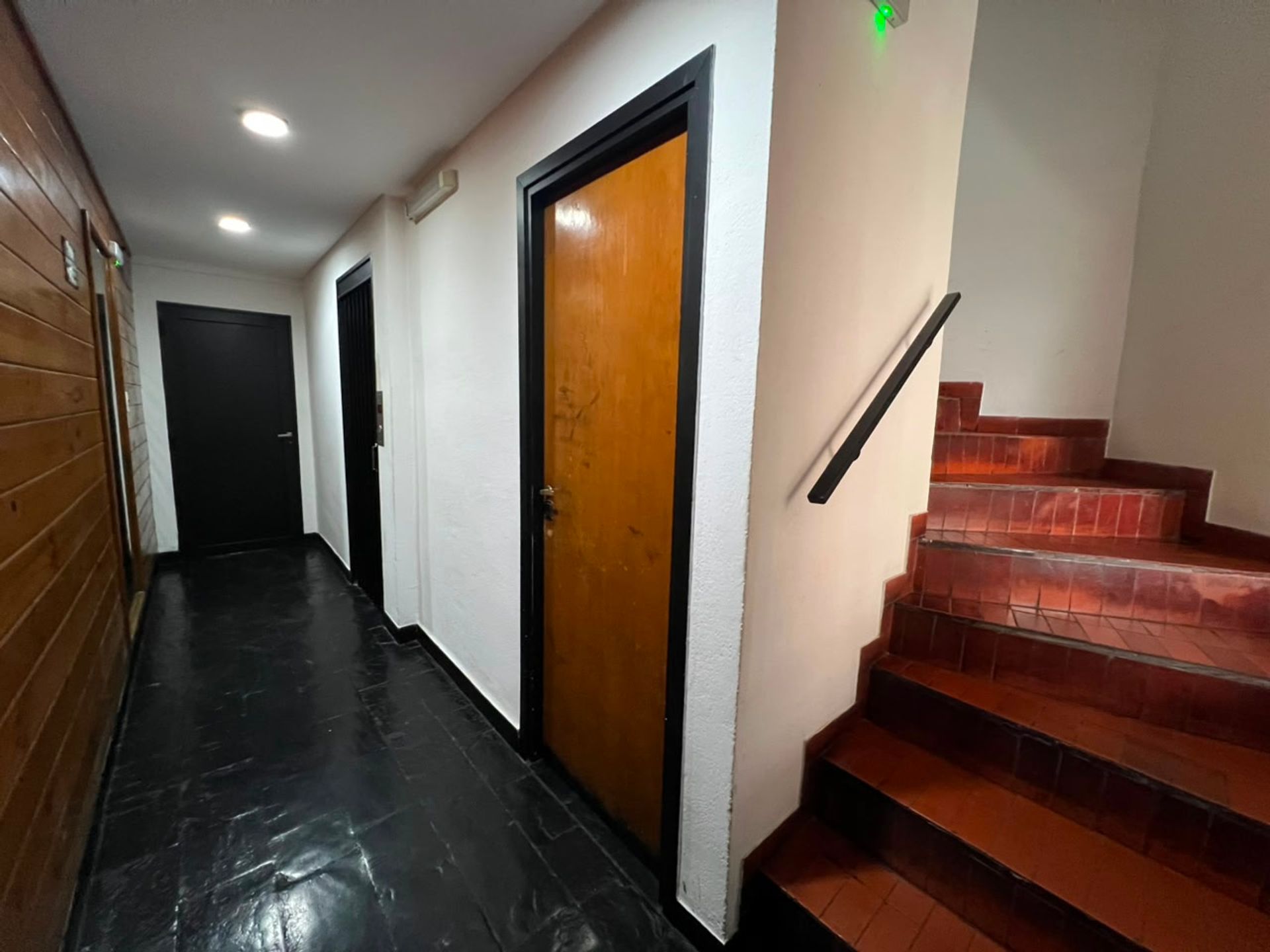 Venta Dpto 2 Amb En Vicente Lopez Cochera Y Balcon