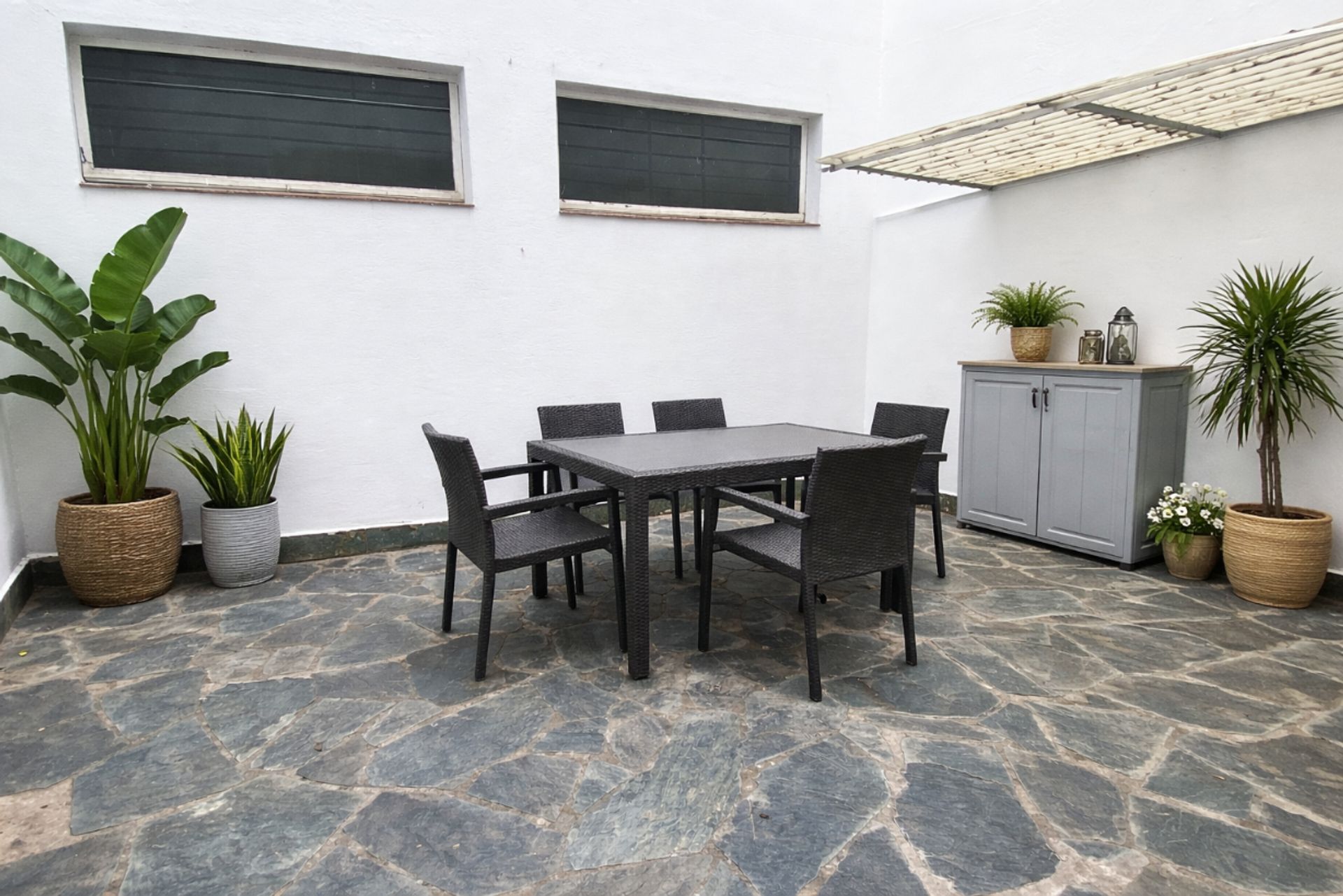 VENTA Depto 2 amb. c/ doble Patio. ACEPTA PERMUTA