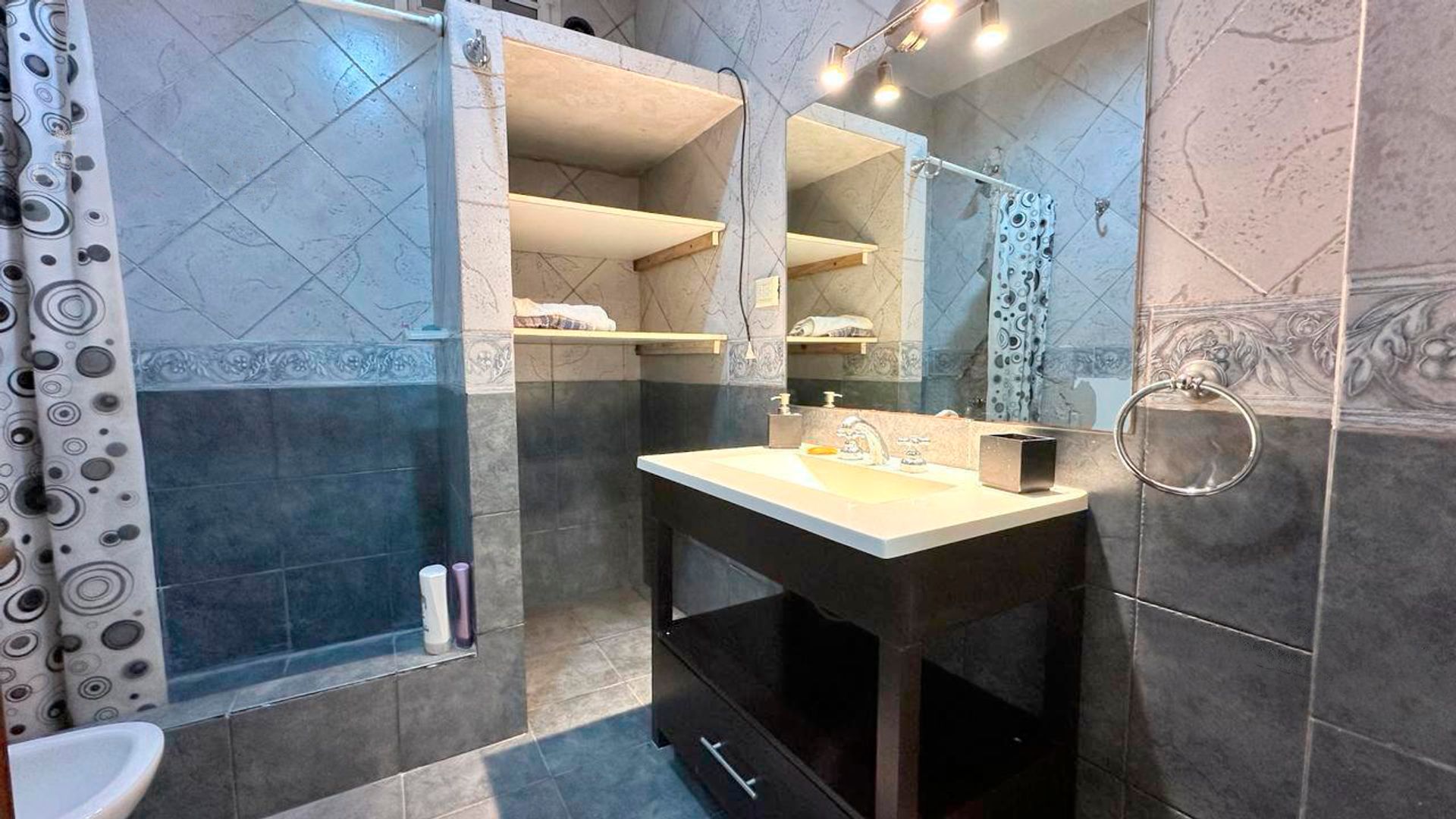 Casa En Venta 6 Ambientes Vicente Lopez