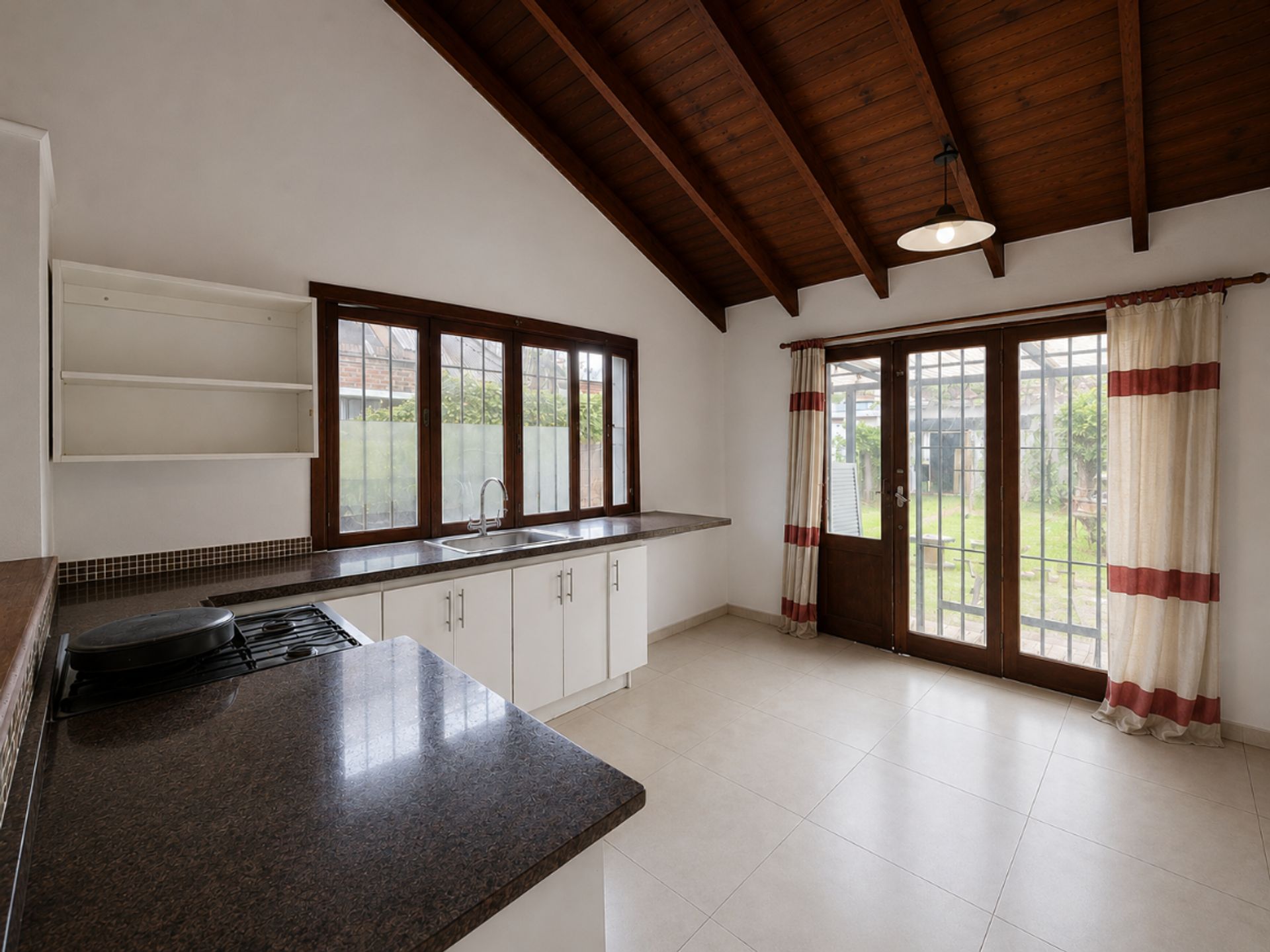 CASA en ALQUILER BELLO HORIZONTE RICARDO ROJAS