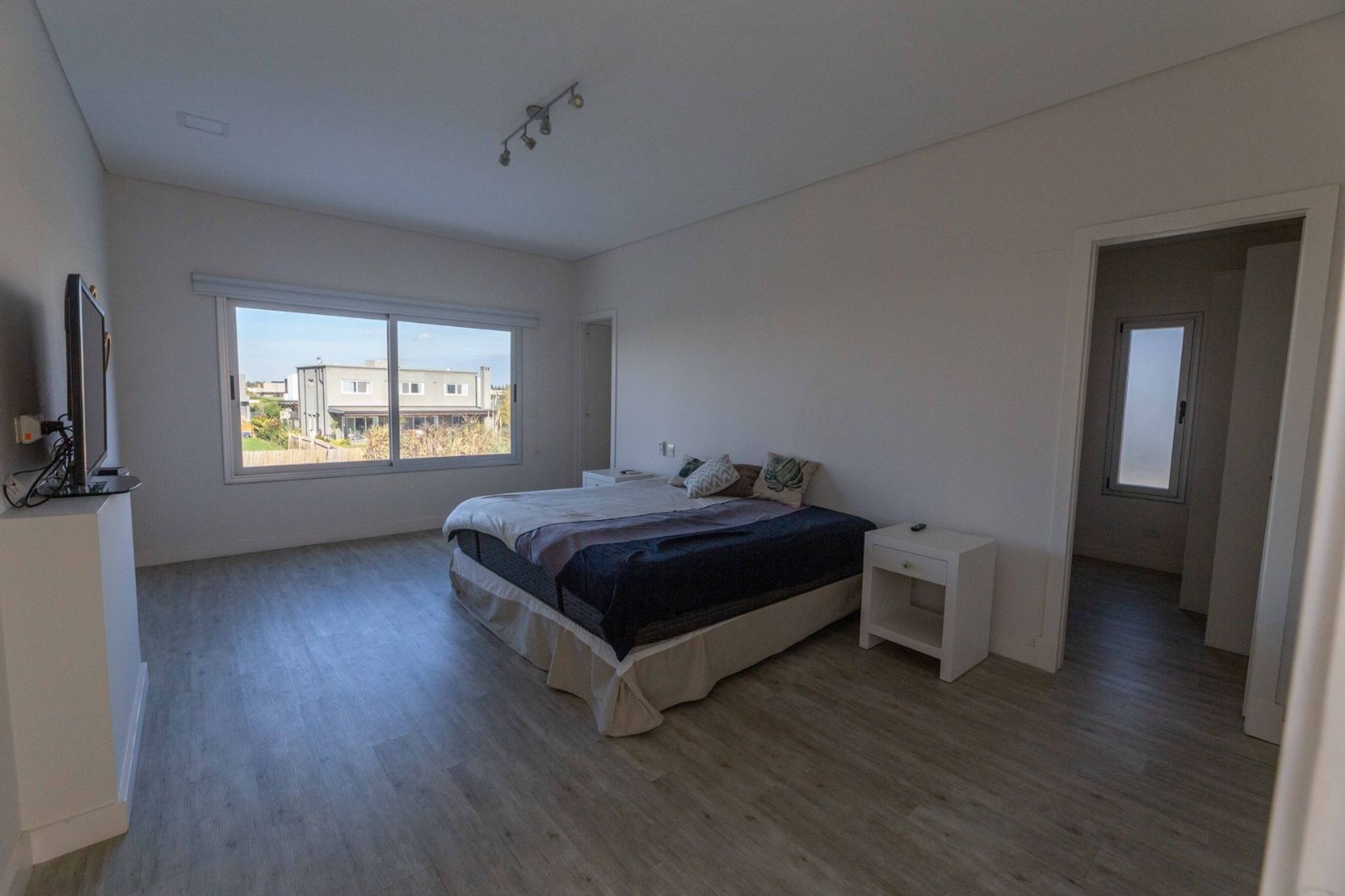 Venta SAN RAFAEL 4 habitaciones + escritorio