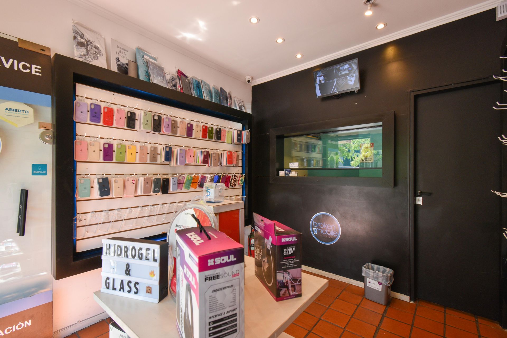 Venta Local Comercial en Las Lomas de San Isidro