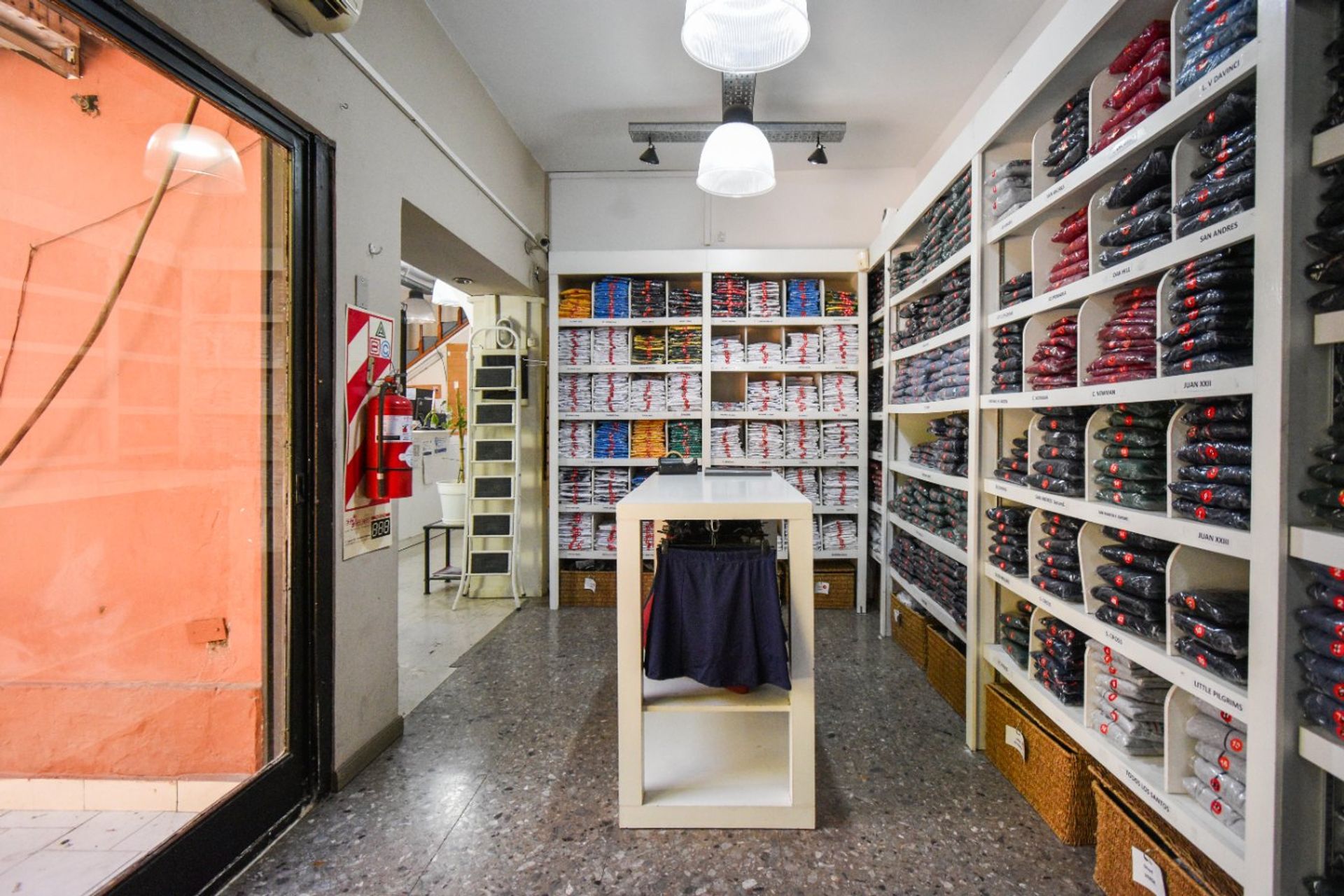 Venta Local Comercial en Las Lomas de San Isidro