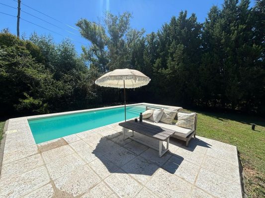 Short-Term Rental. House. Las Glorias, Benavídez.