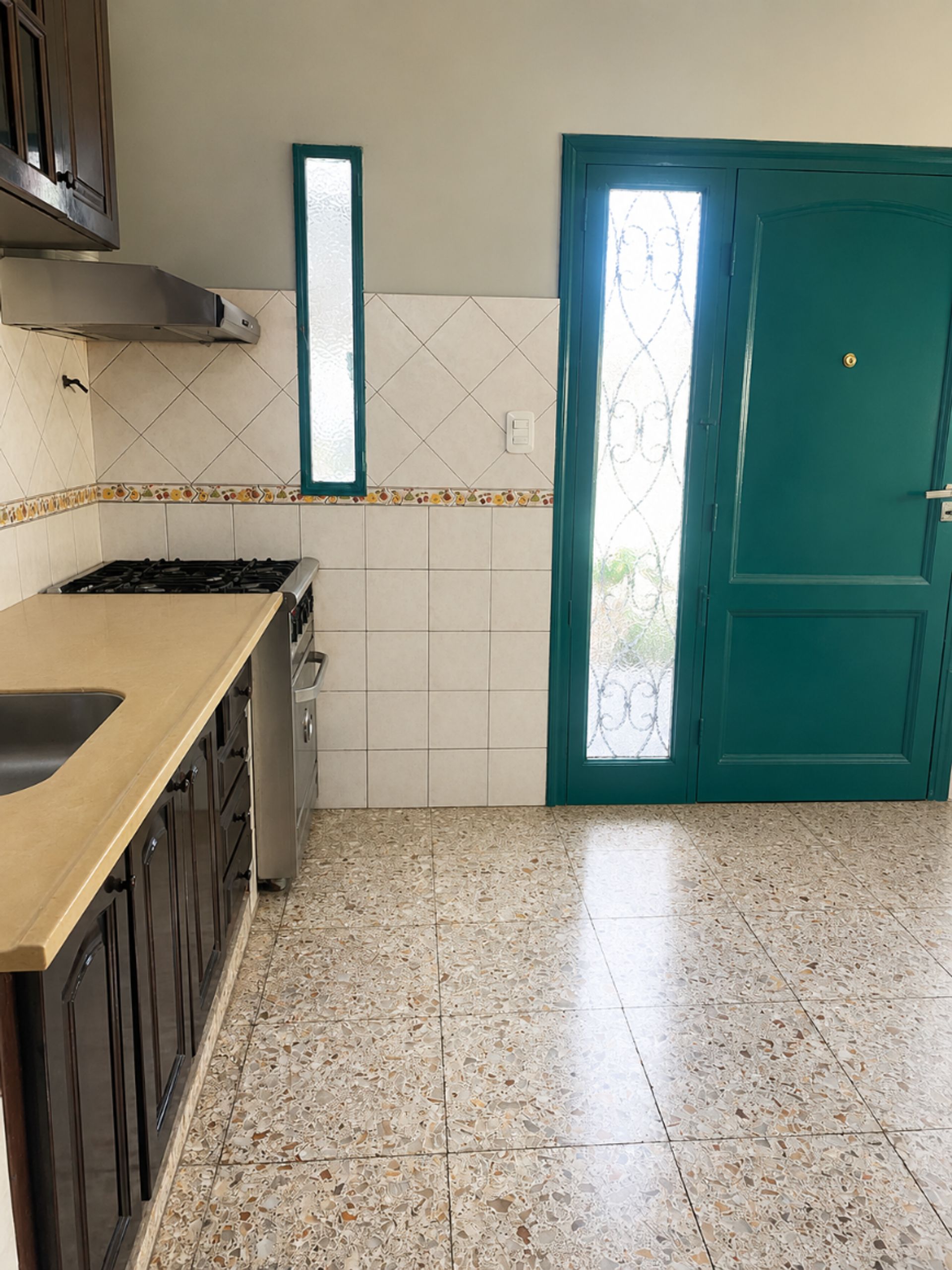 Casa En Venta En Don Torcuto 5 Ambientes