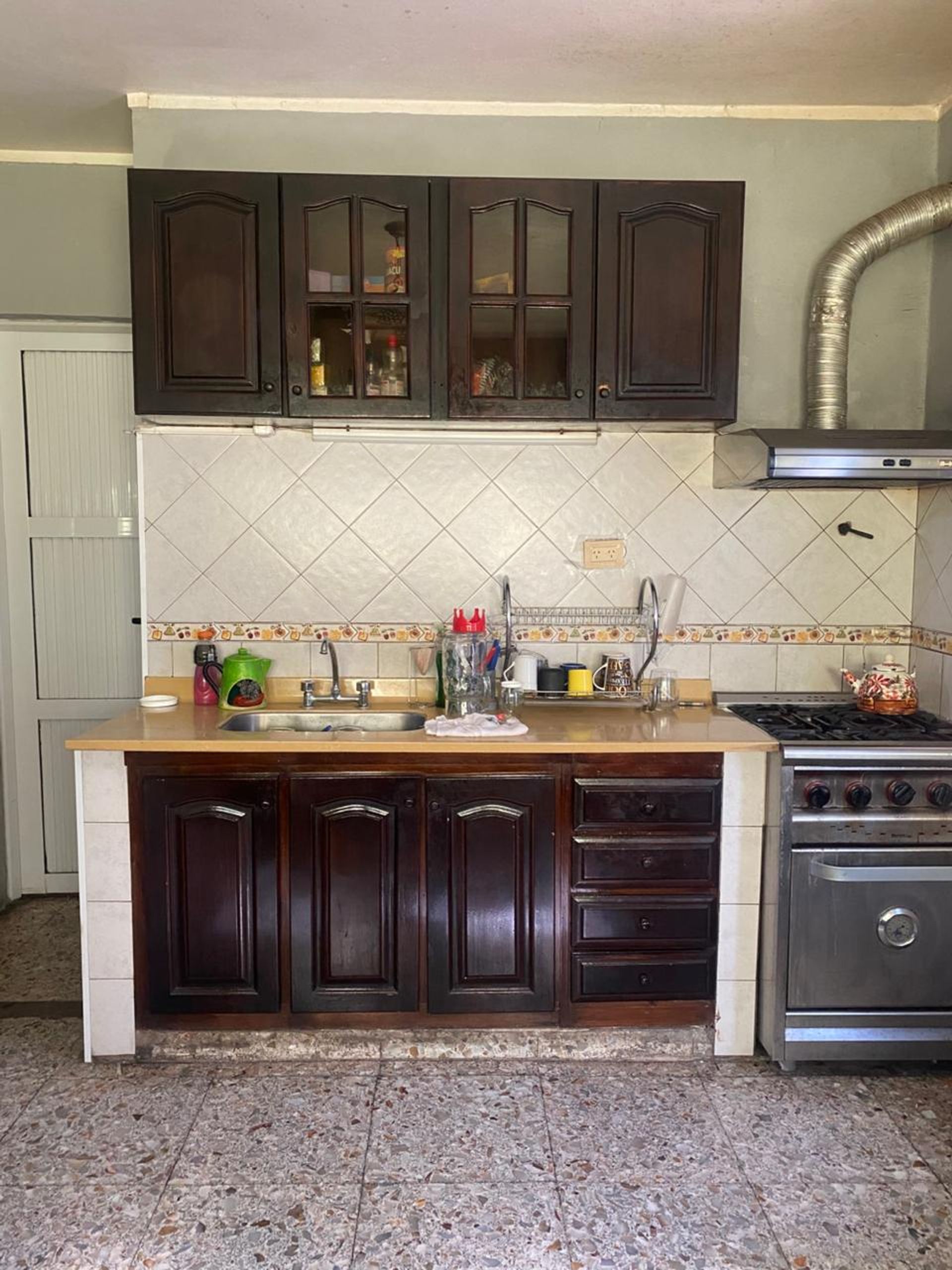 Casa En Venta En Don Torcuto 5 Ambientes