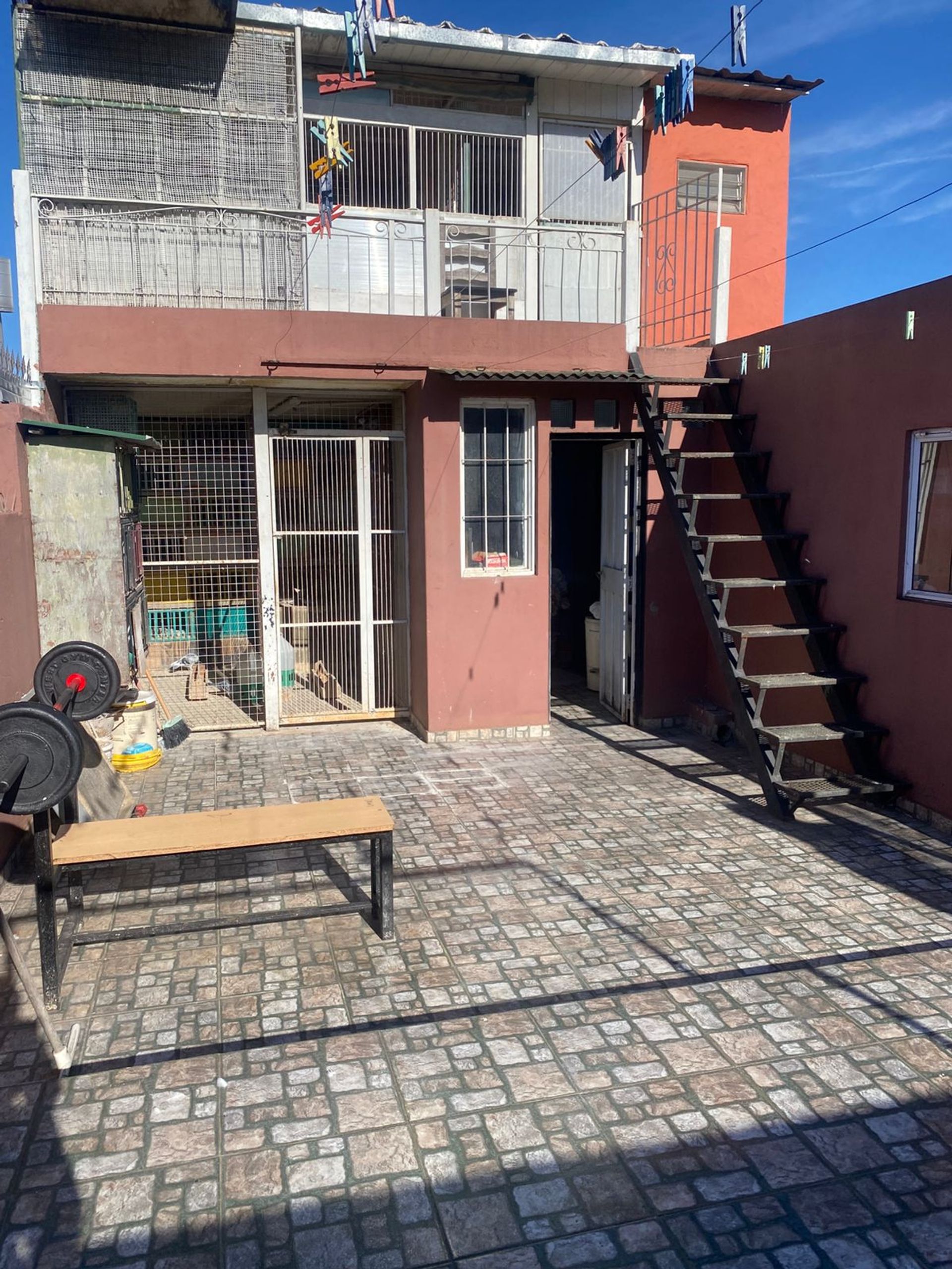 Casa En Venta En Don Torcuto 5 Ambientes