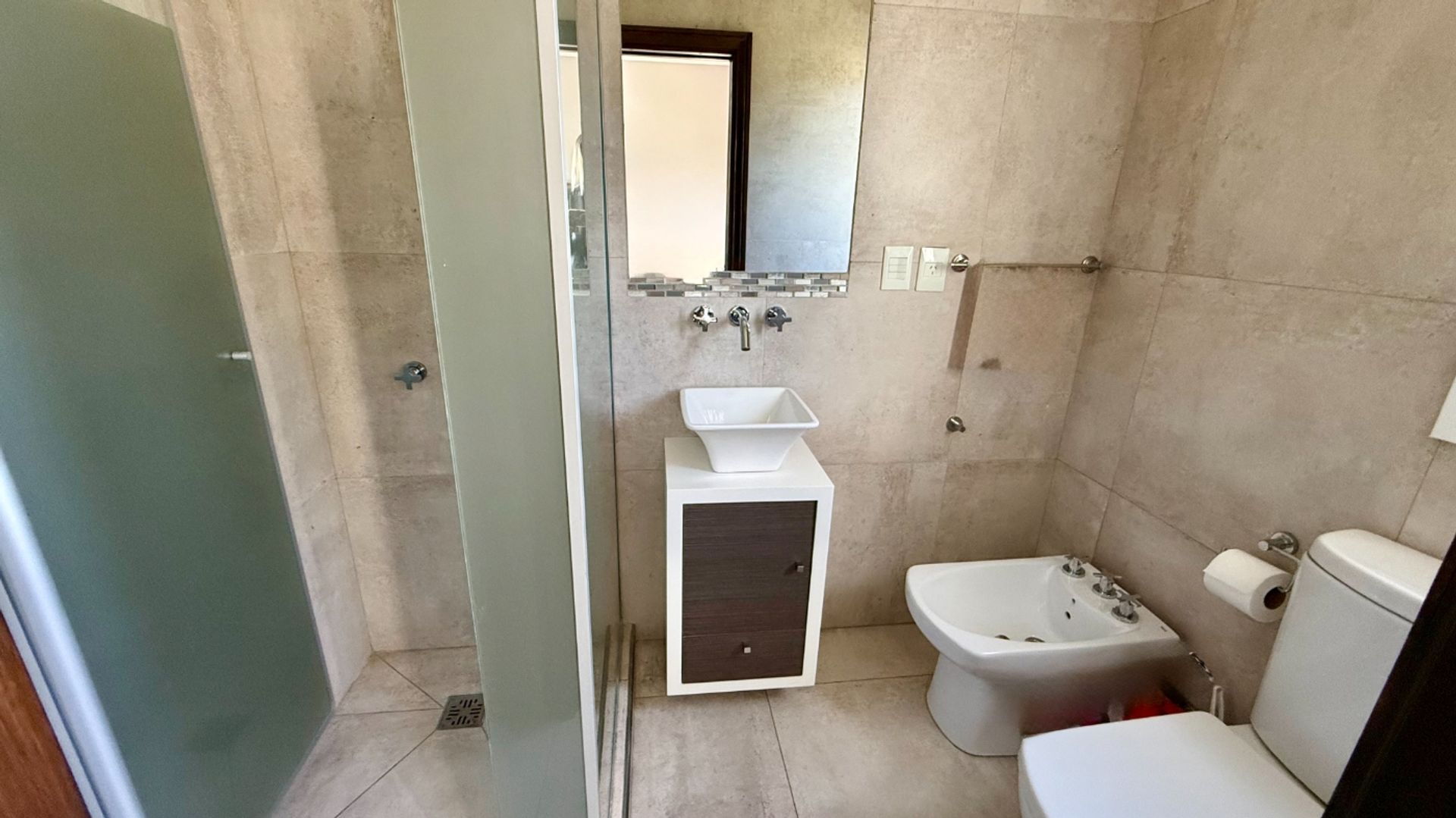 Venta Casa 7 Amb A La Laguna Nordelta Alisos