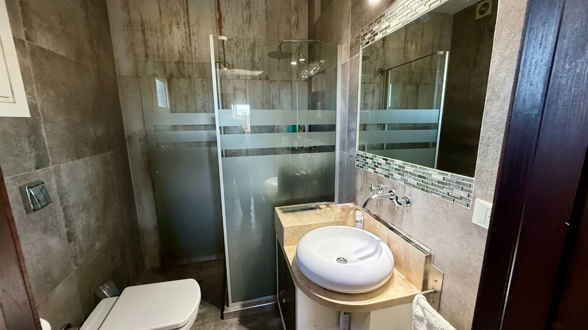 Venta Casa 7 Amb A La Laguna Nordelta Alisos
