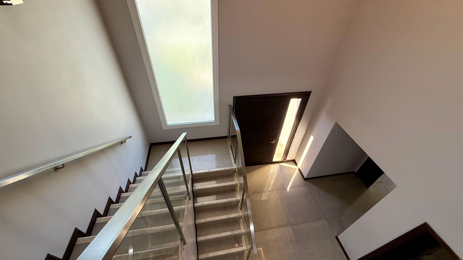 Venta Casa 7 Amb A La Laguna Nordelta Alisos