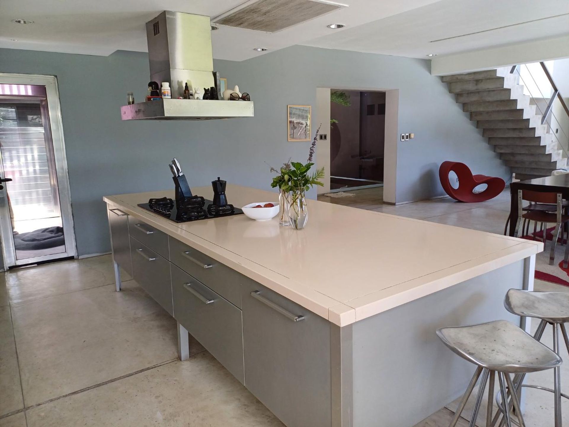 Venta casa moderna en Barrio Laguna del Sol, Tigre