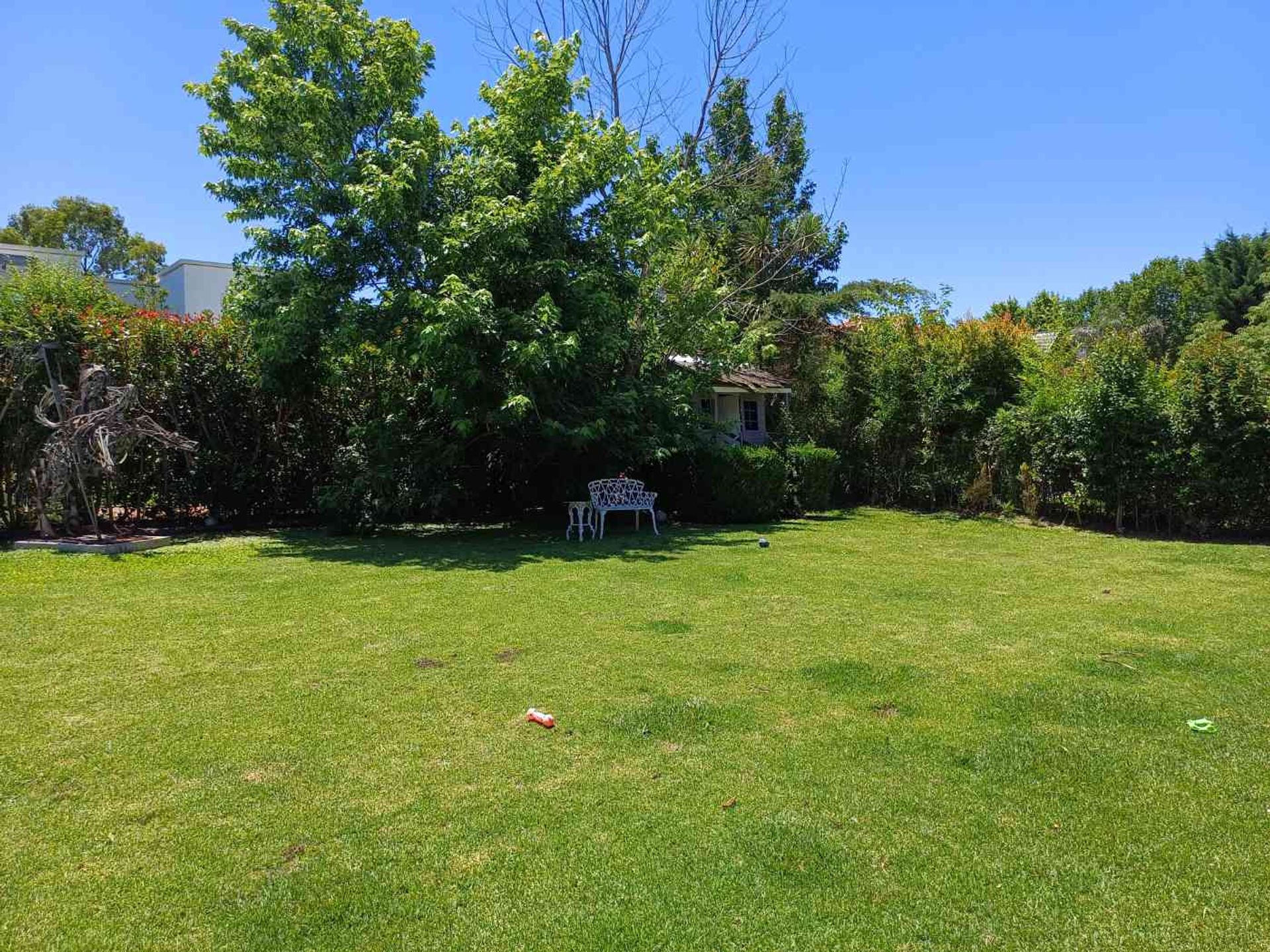 Venta casa moderna en Barrio Laguna del Sol, Tigre