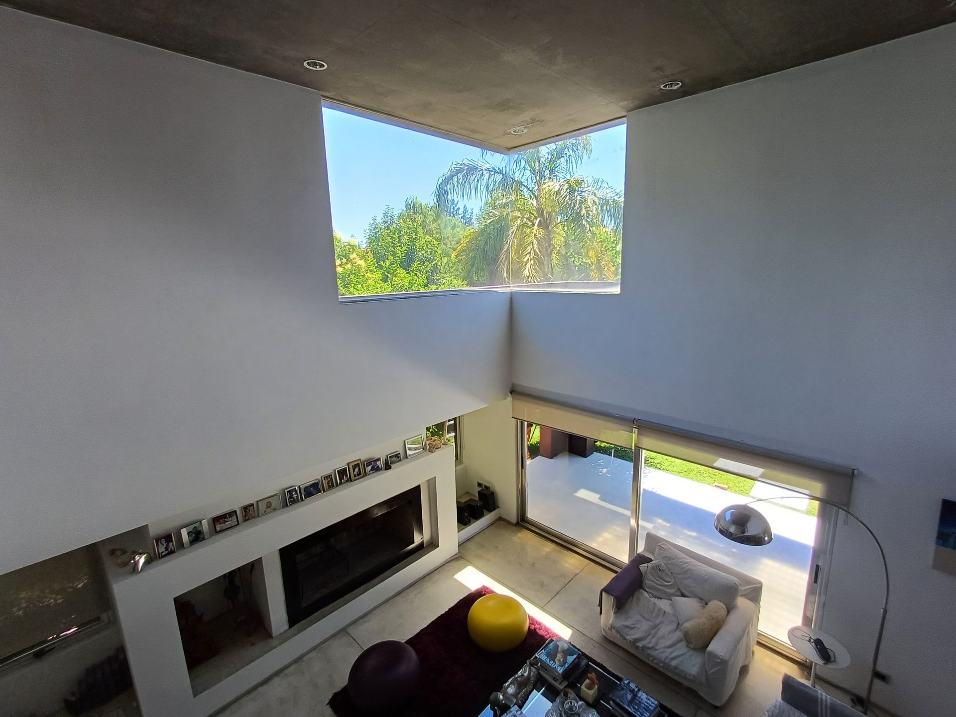 Venta casa moderna en Barrio Laguna del Sol, Tigre