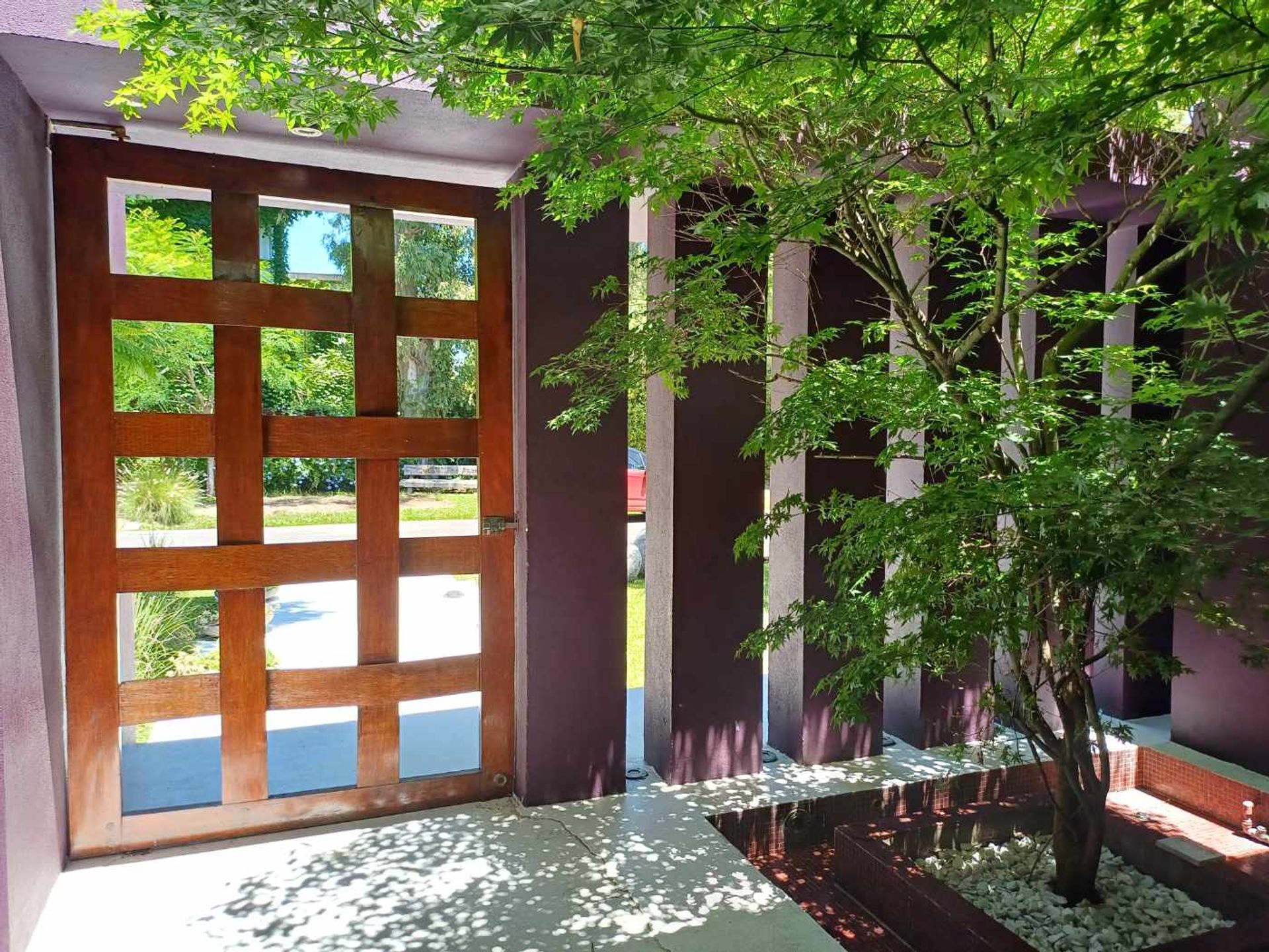 Venta casa moderna en Barrio Laguna del Sol, Tigre