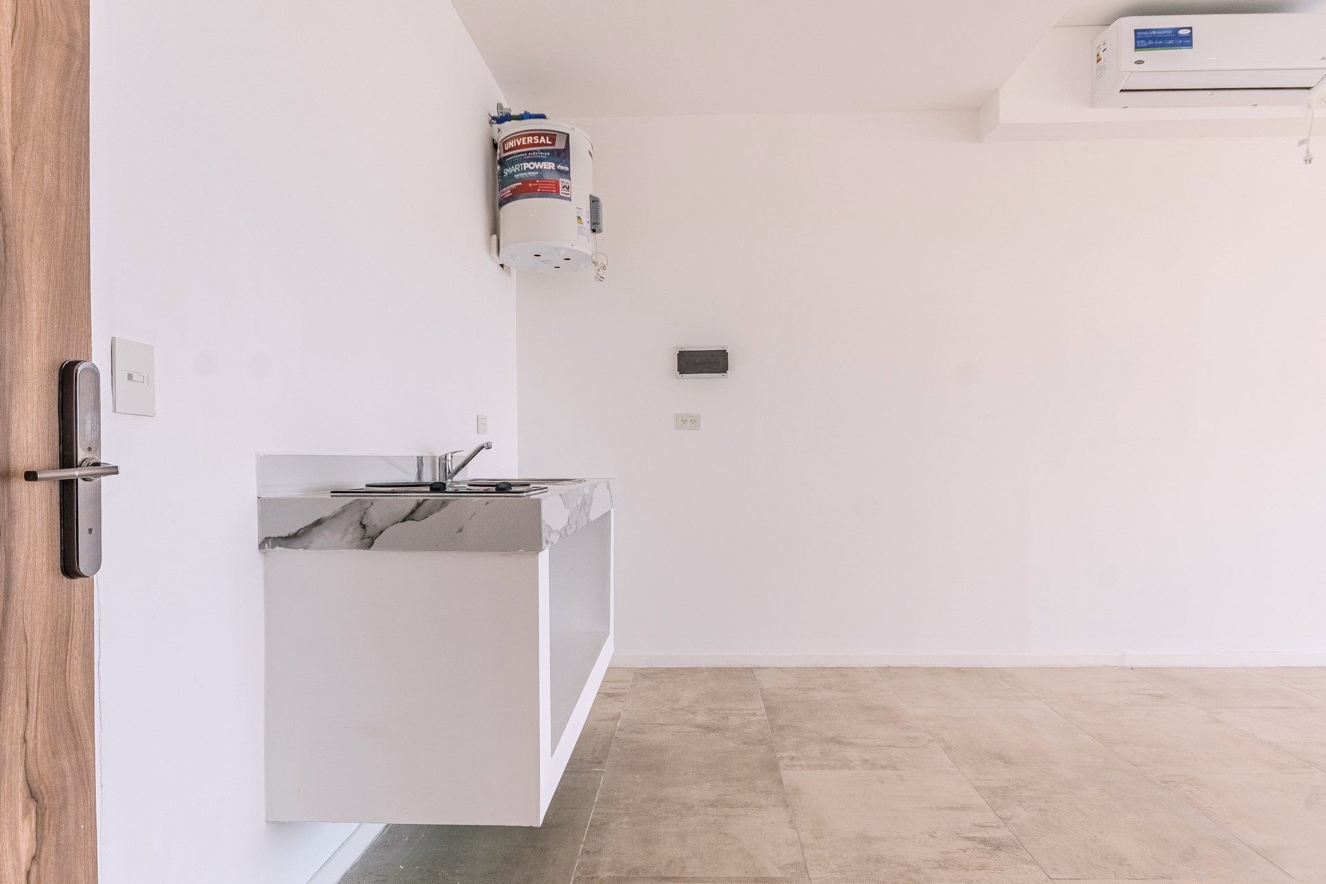 Venta Monoambiente apto prof. 52m2 /cochera fija