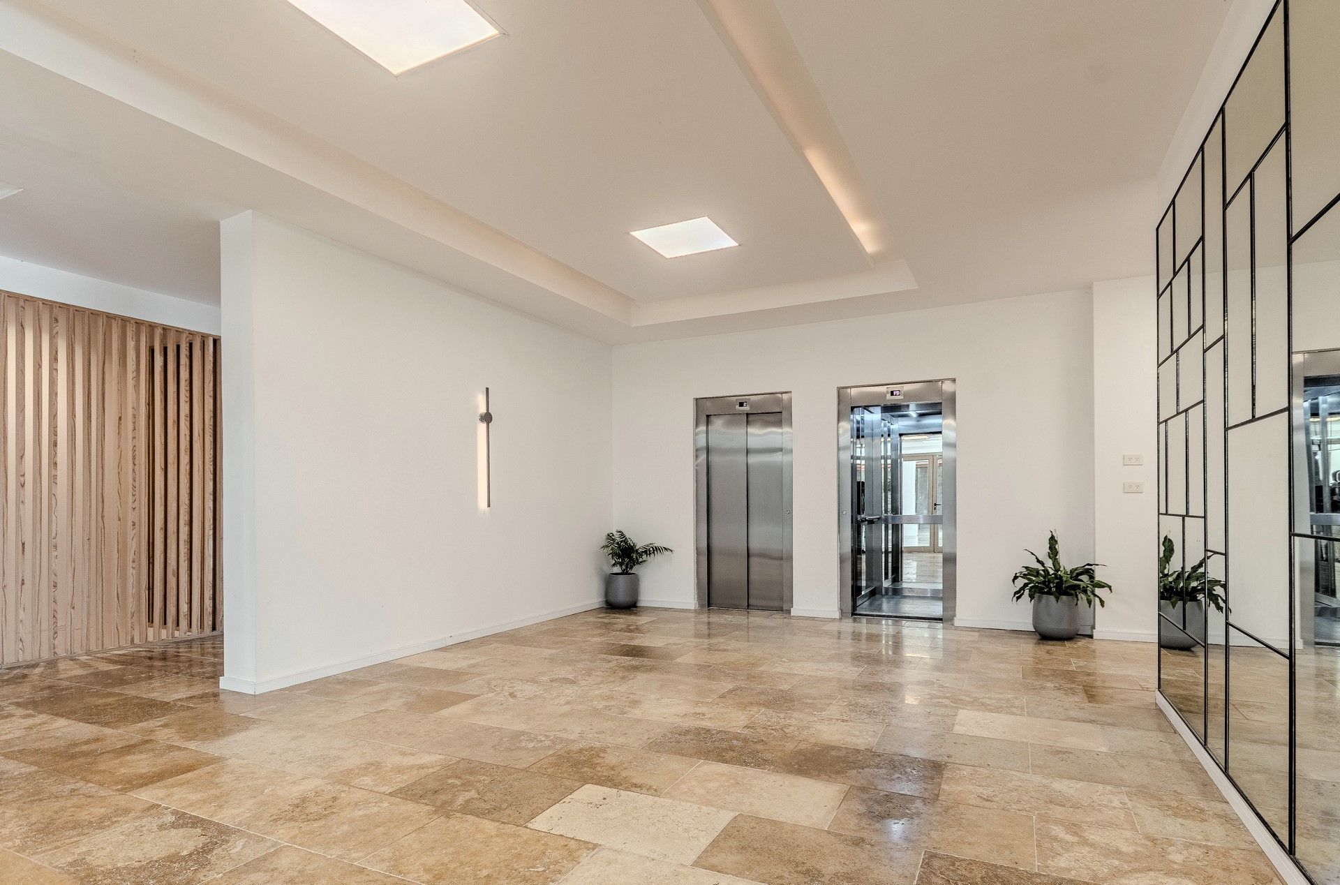 Venta Monoambiente apto prof. 52m2 /cochera fija