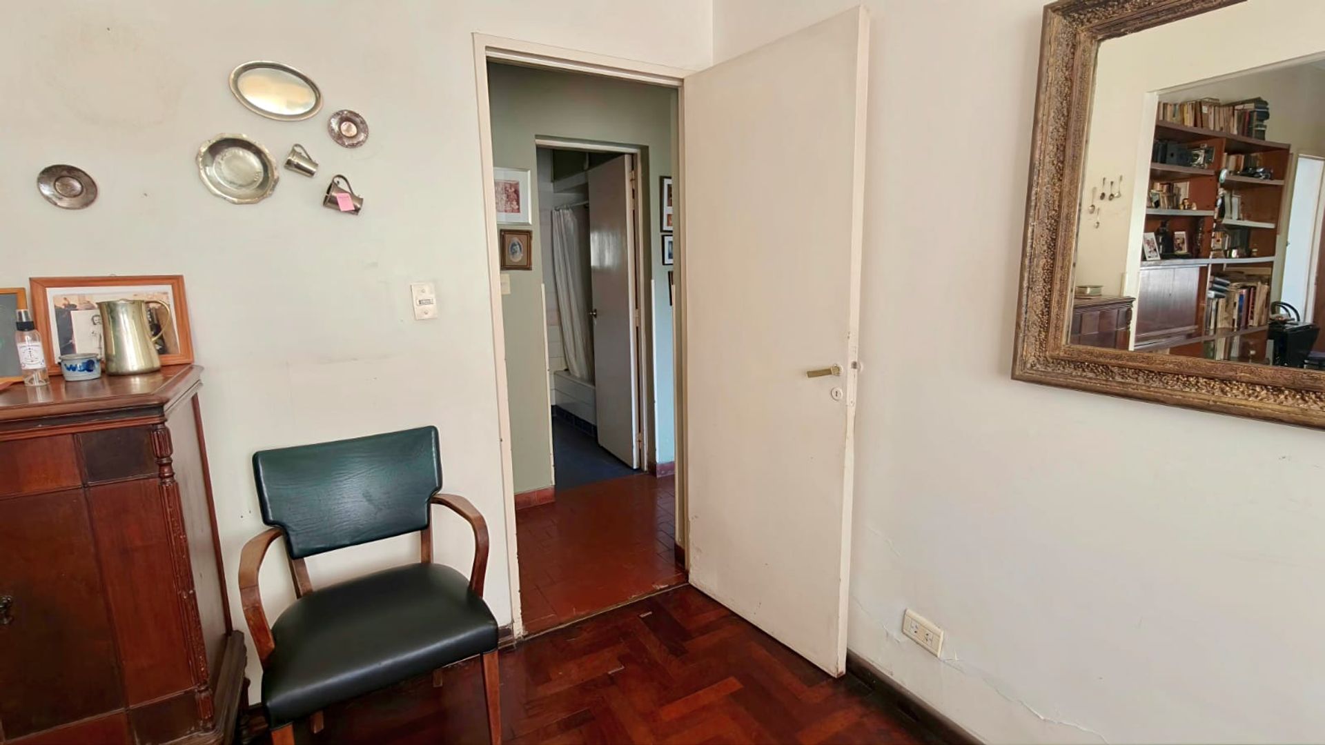 VENTA Florida Casa 380m2 terreno en CUL DE SAC