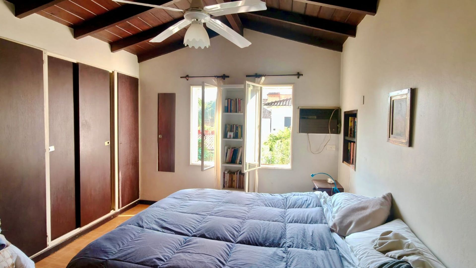 VENTA Florida Casa 380m2 terreno en CUL DE SAC