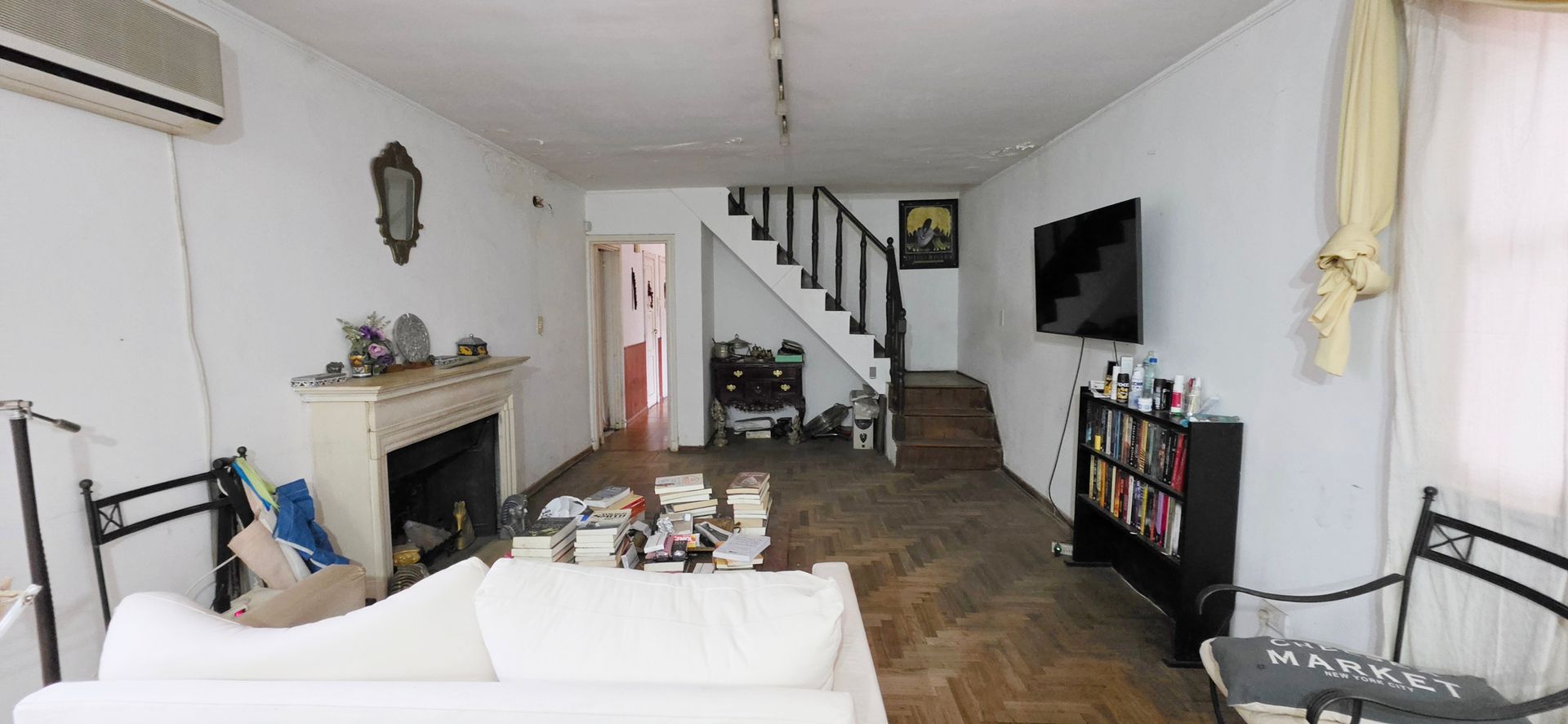 Venta Casa A refaccionar VTE LOPEZ - APTO CREDITO