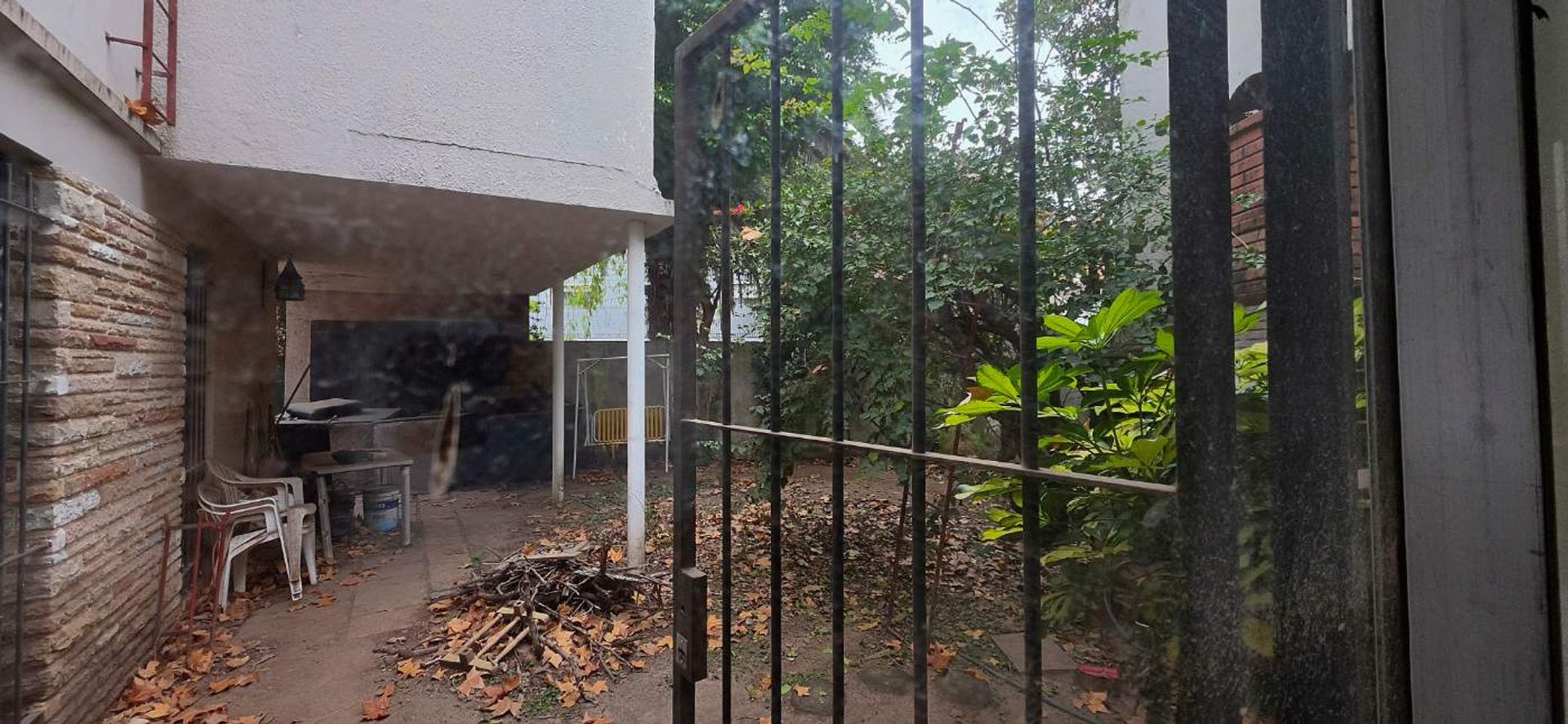 Venta Casa A refaccionar VTE LOPEZ - APTO CREDITO