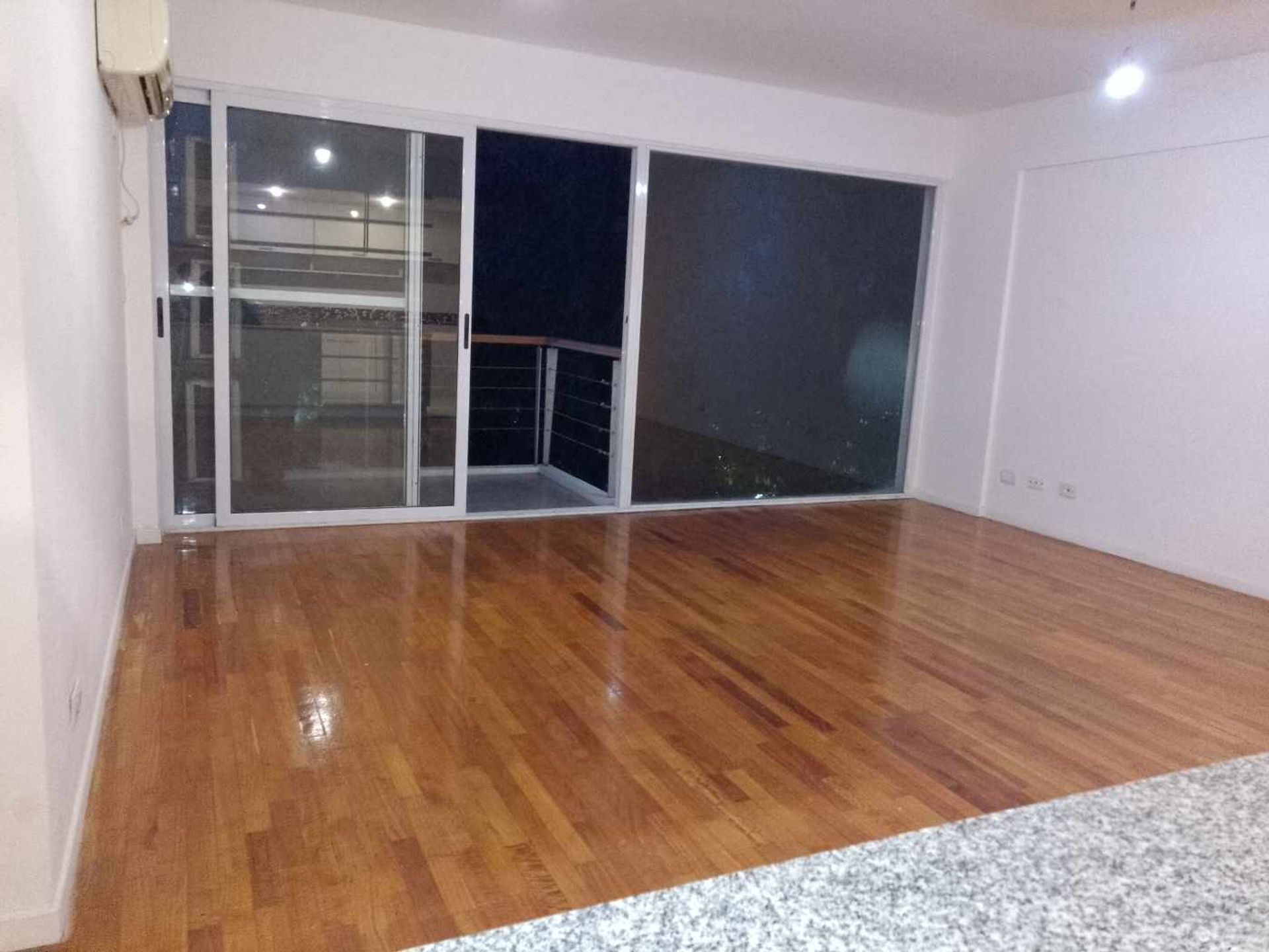 Depto 3 Amb Venta Olivos Cochera Frente Al Puerto