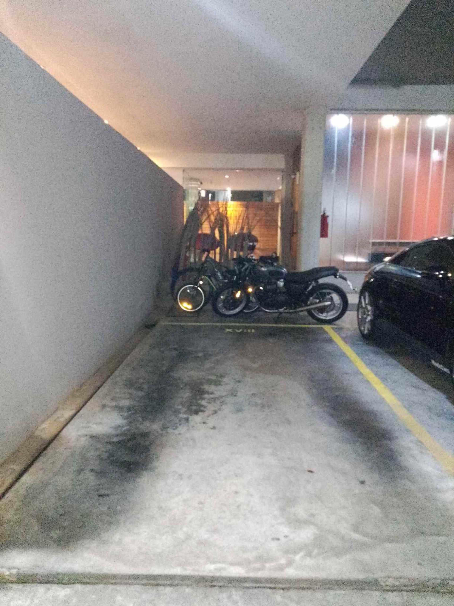 Depto 3 Amb Venta Olivos Cochera Frente Al Puerto