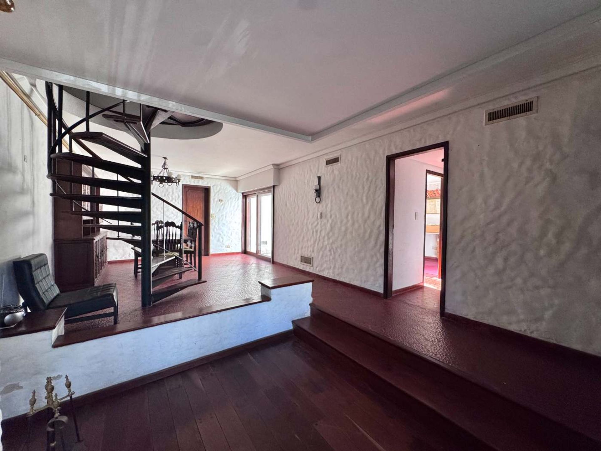 Venta casa 5 amb La Lucila cochera patio dependenc