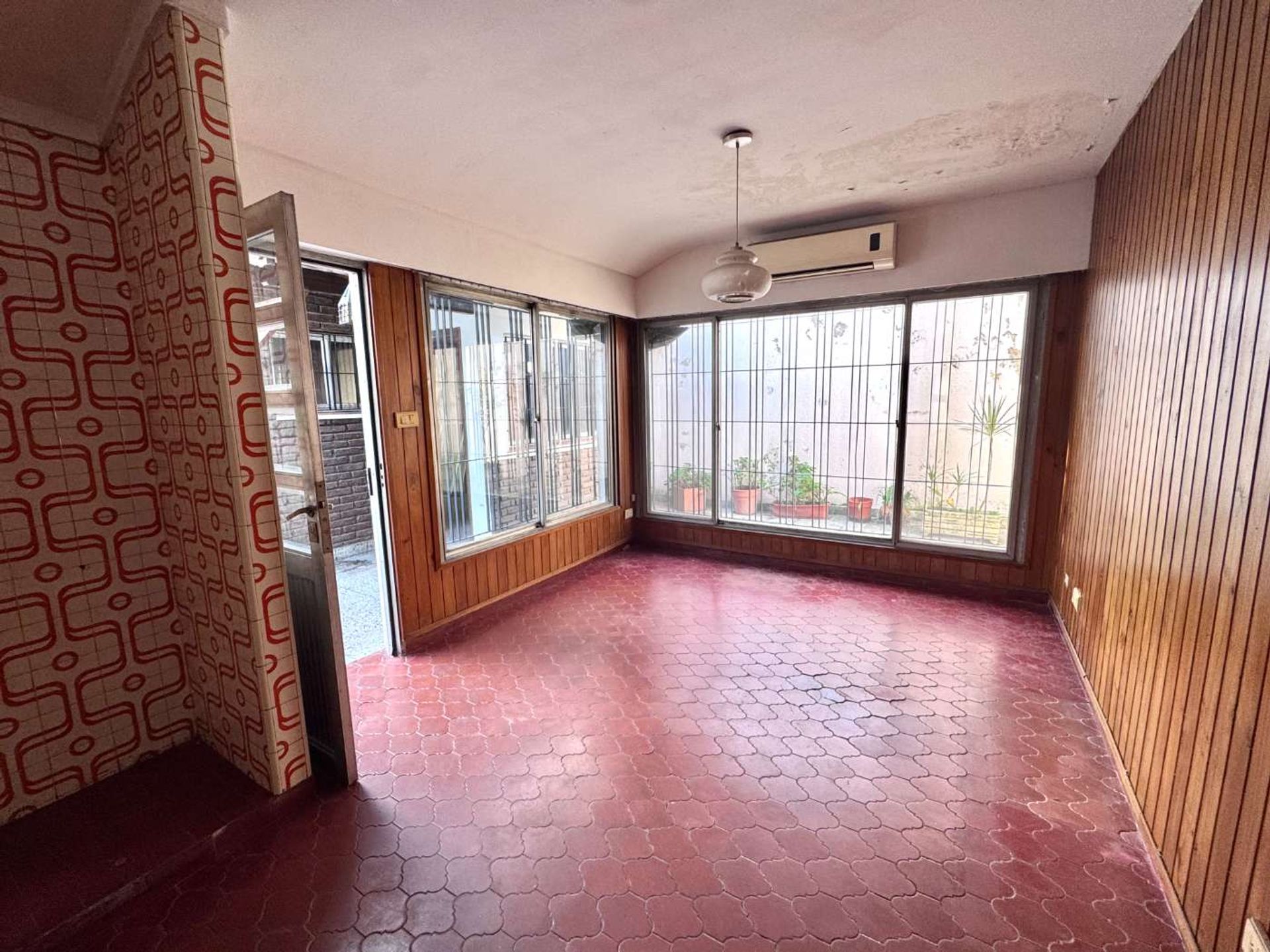 Venta casa 5 amb La Lucila cochera patio dependenc