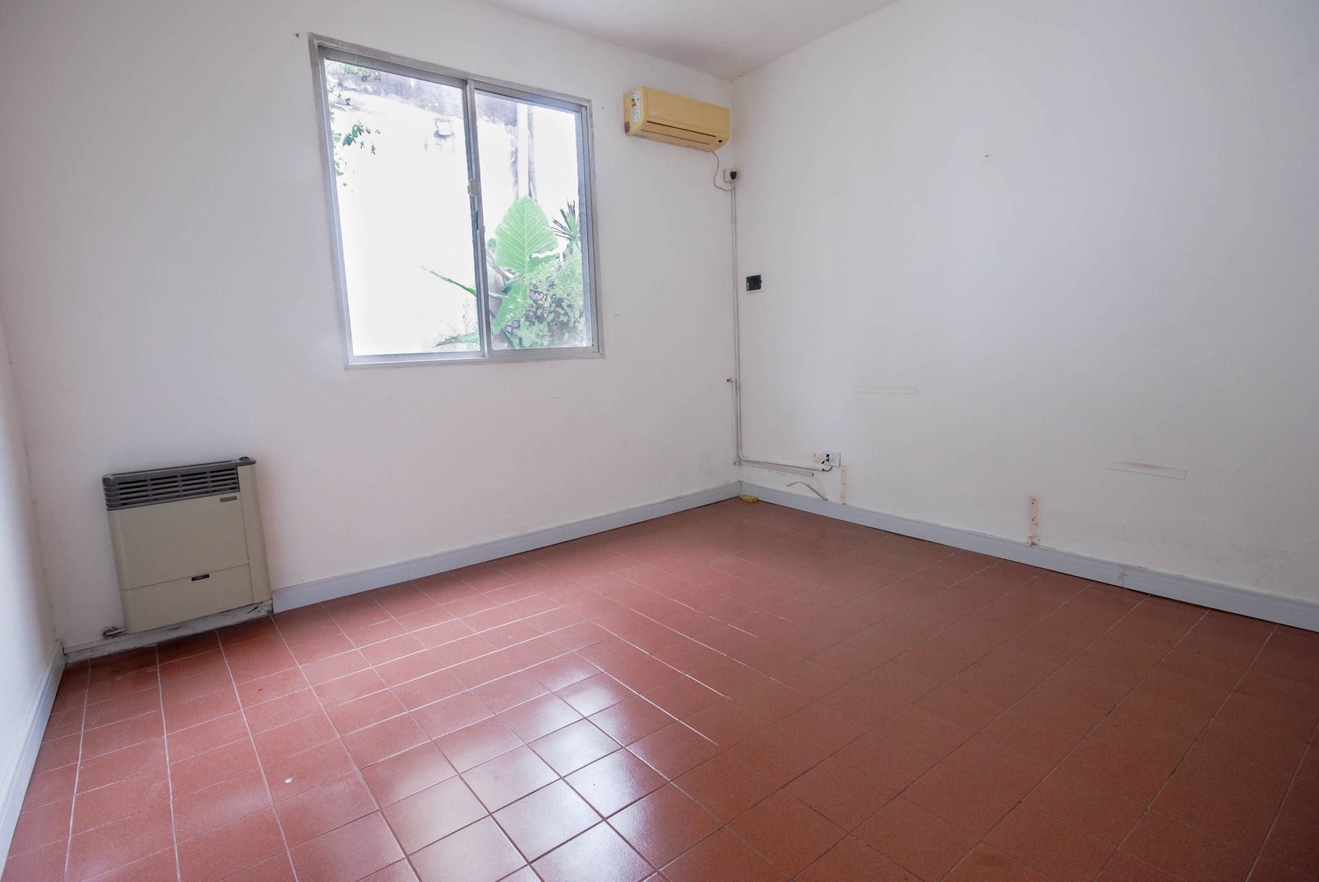 PH Tipo Casa 3 Amb VENTA Pta Baja Parque Pileta