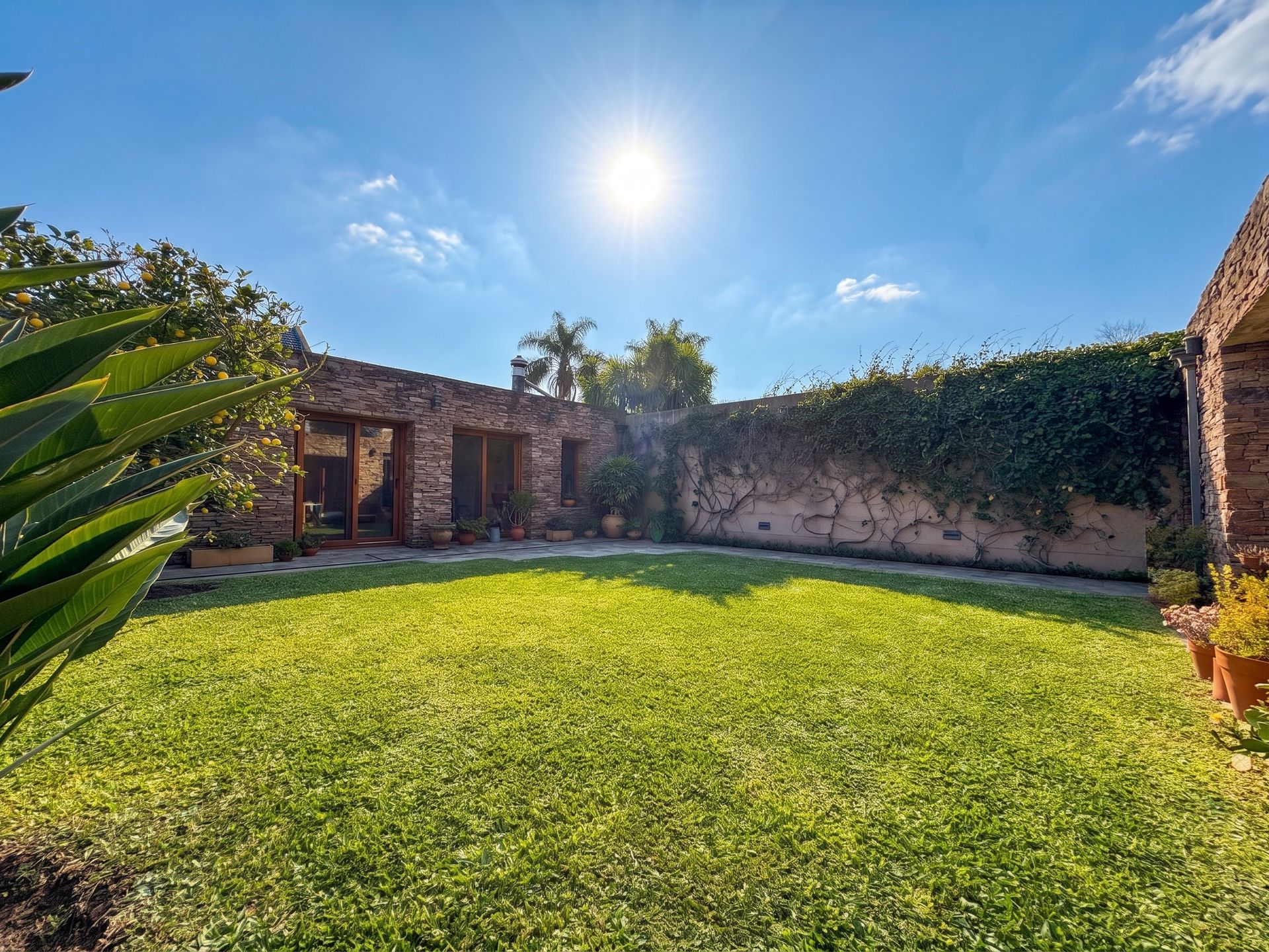 Venta Casa 6 Amb En Olivos Jardín Quincho Y 2 Coch