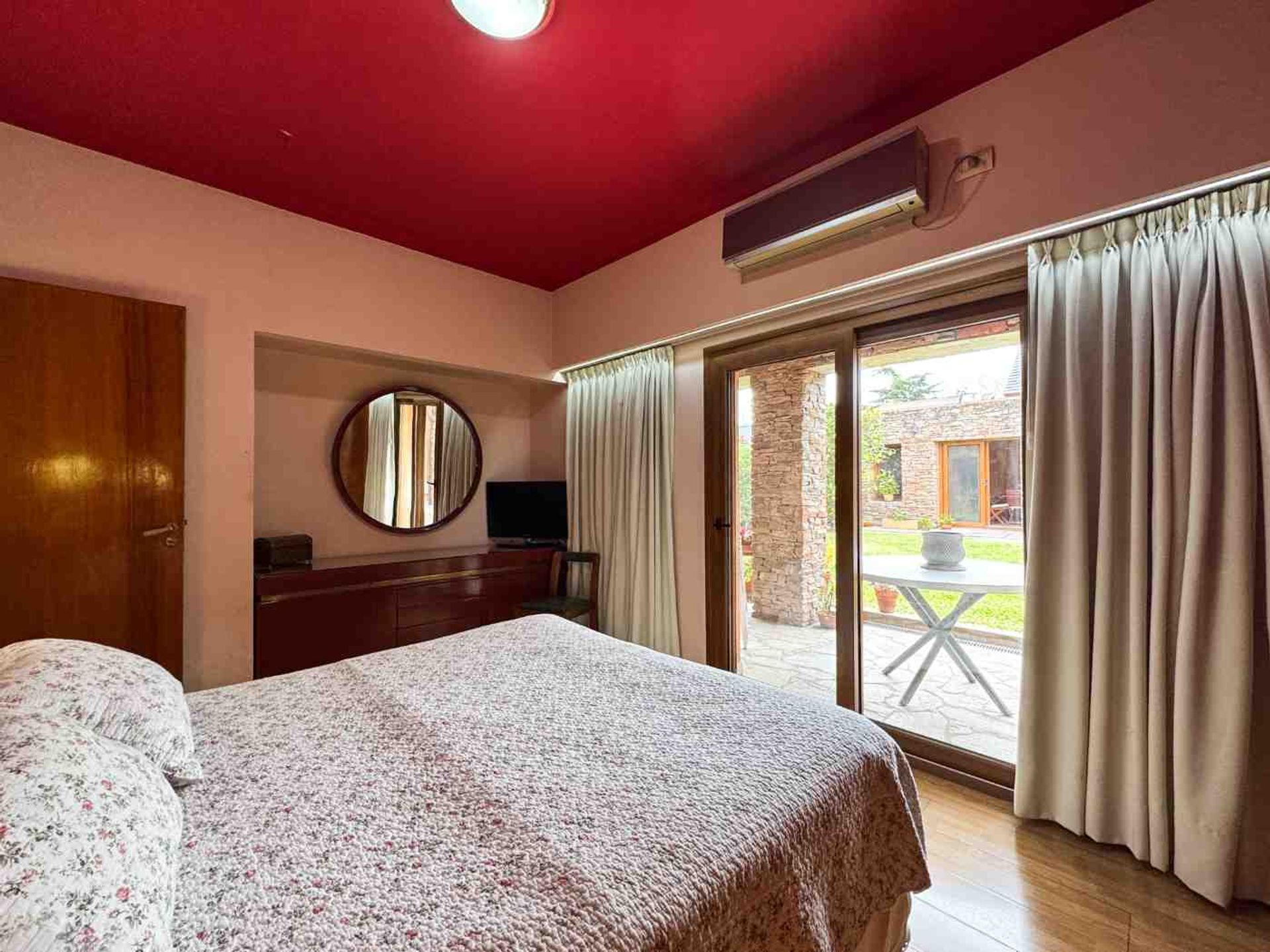 Venta Casa 6 Amb En Olivos Jardín Quincho Y 2 Coch