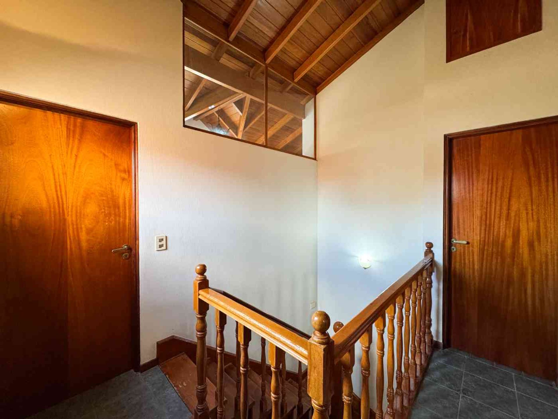 Venta Casa 6 Amb En Olivos Jardín Quincho Y 2 Coch