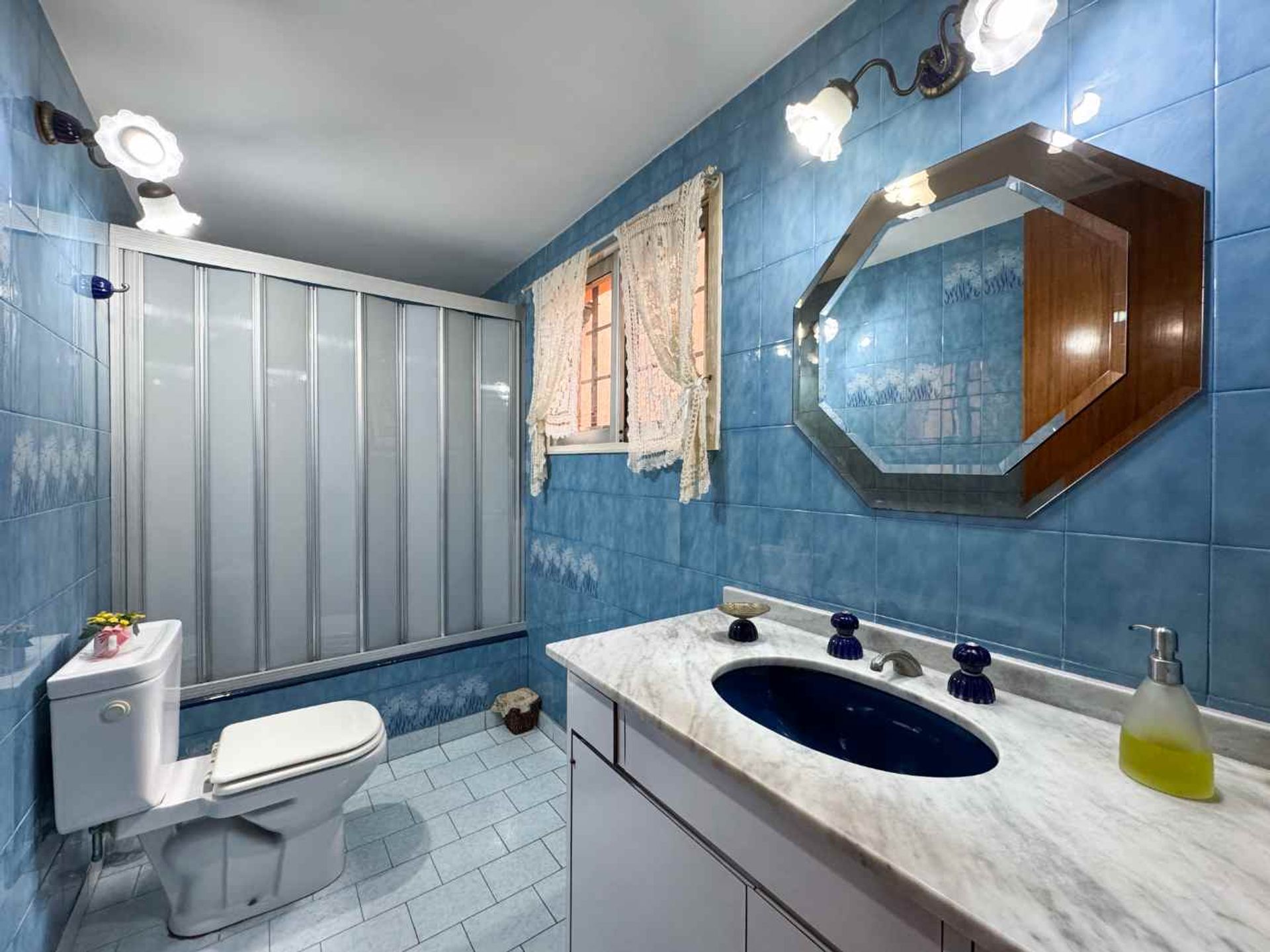 Venta Casa 6 Amb En Olivos Jardín Quincho Y 2 Coch