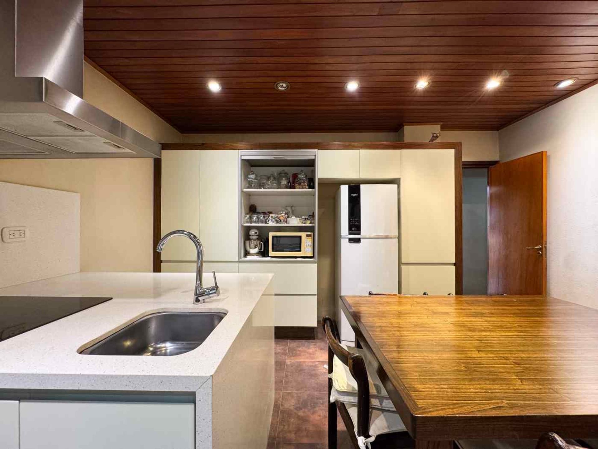 Venta Casa 6 Amb En Olivos Jardín Quincho Y 2 Coch