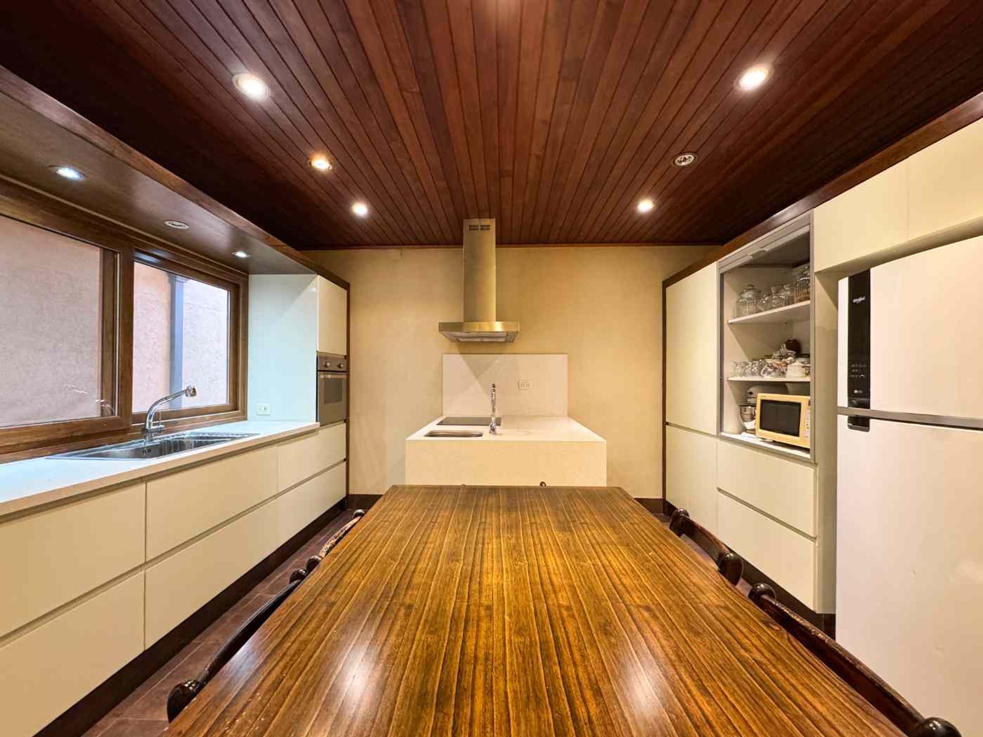 Venta Casa 6 Amb En Olivos Jardín Quincho Y 2 Coch