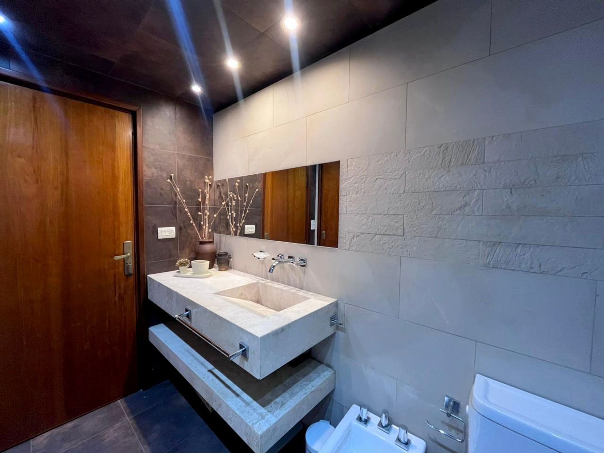 Venta Casa 6 Amb En Olivos Jardín Quincho Y 2 Coch