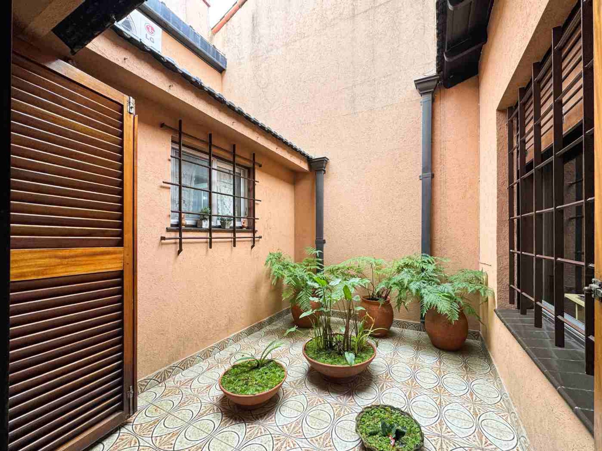 Venta Casa 6 Amb En Olivos Jardín Quincho Y 2 Coch