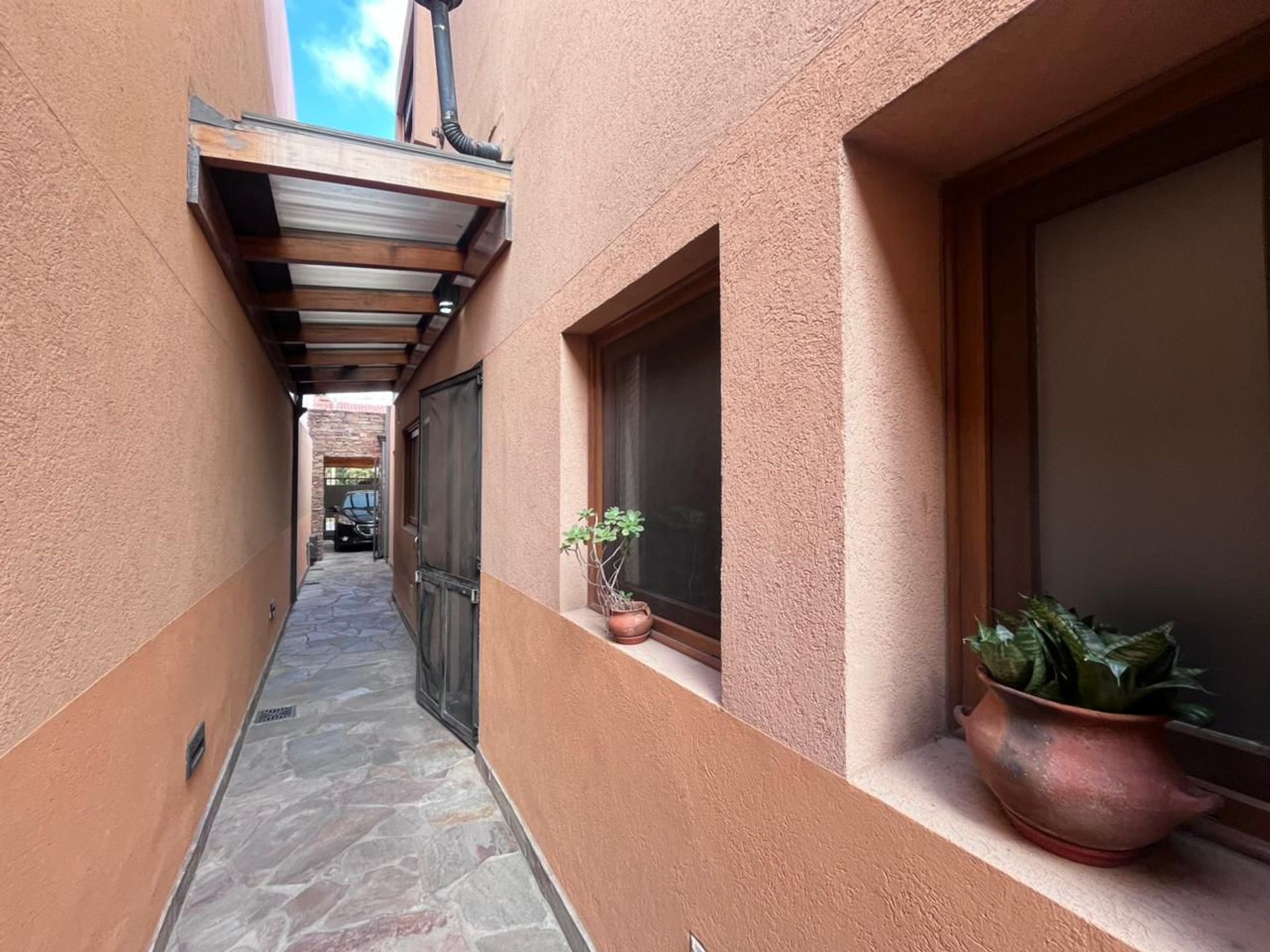 Venta Casa 6 Amb En Olivos Jardín Quincho Y 2 Coch