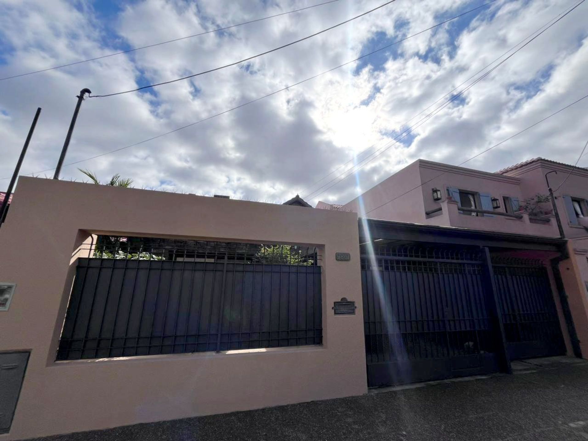 Venta Casa 6 Amb En Olivos Jardín Quincho Y 2 Coch