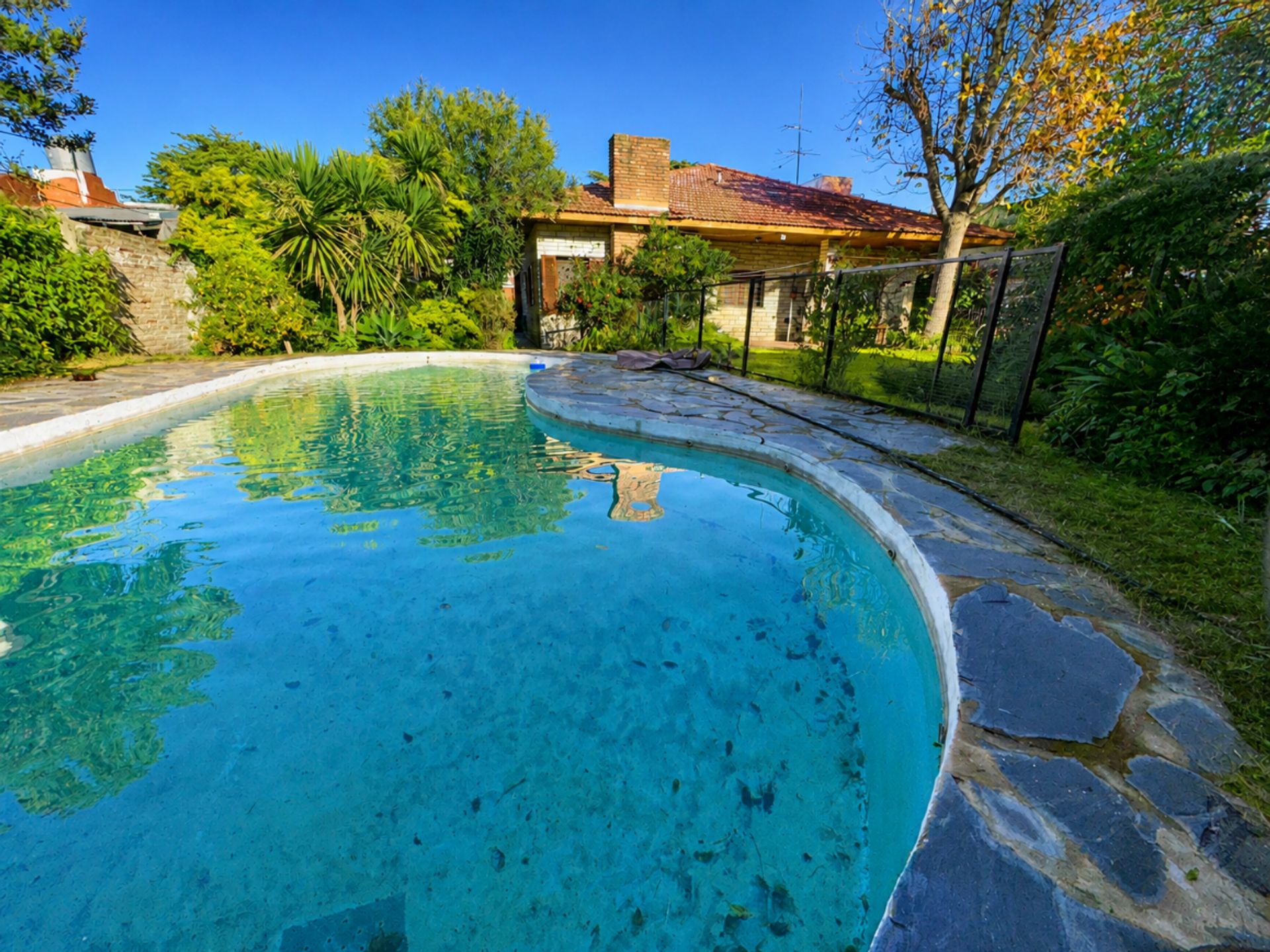 Casa Venta 4 Amb Don Torcuato Pileta Parrilla