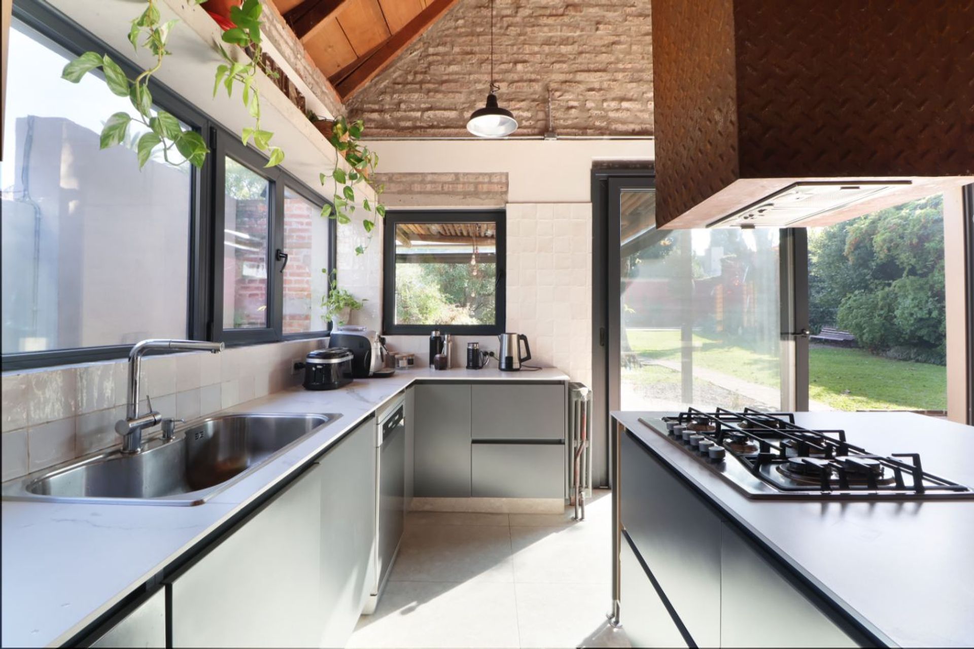 Venta Exclusiva Casa Florida Doble Lote Pileta