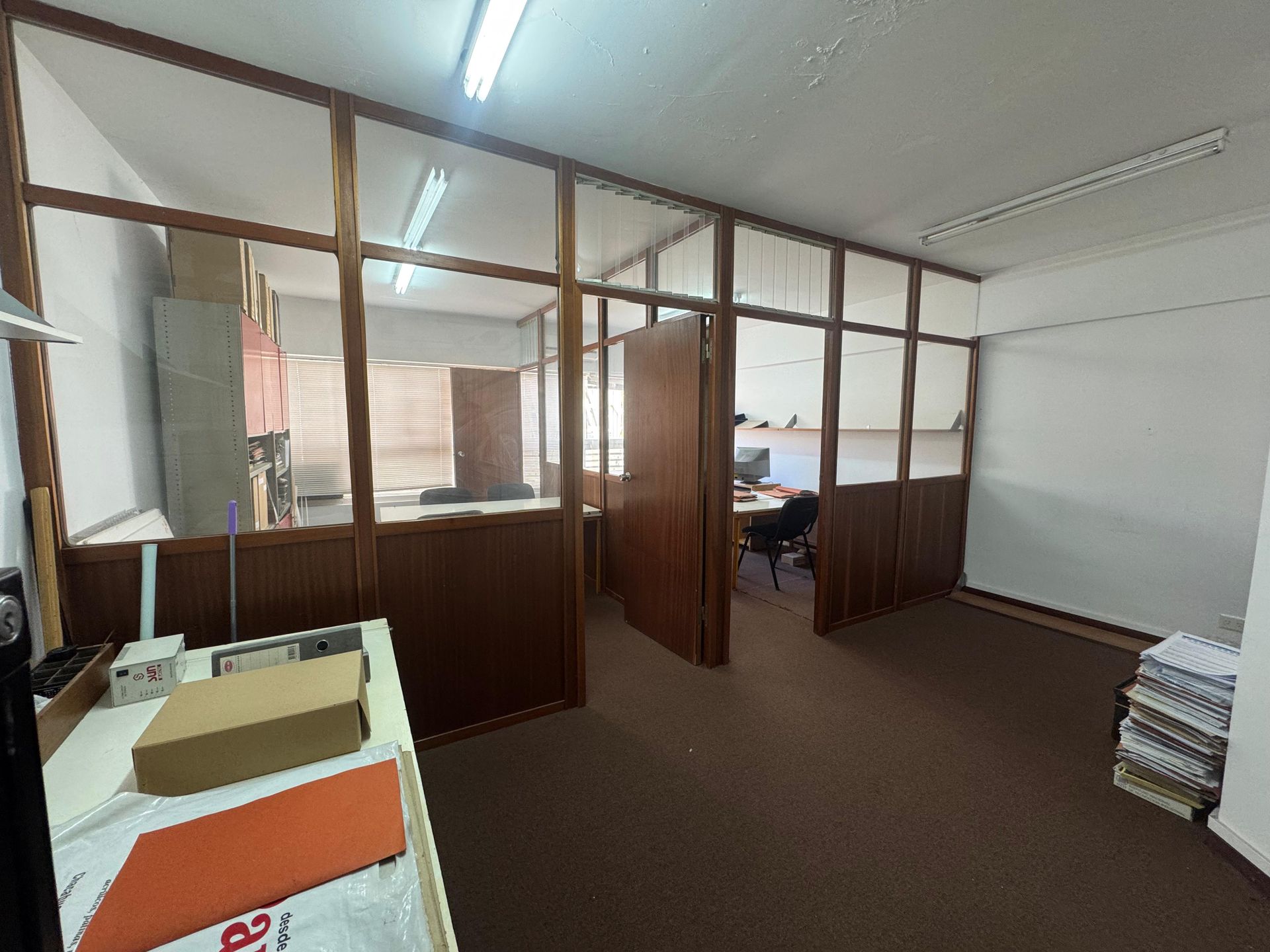 Venta Oficina Con Cochera Y Baño Propio San Isidro