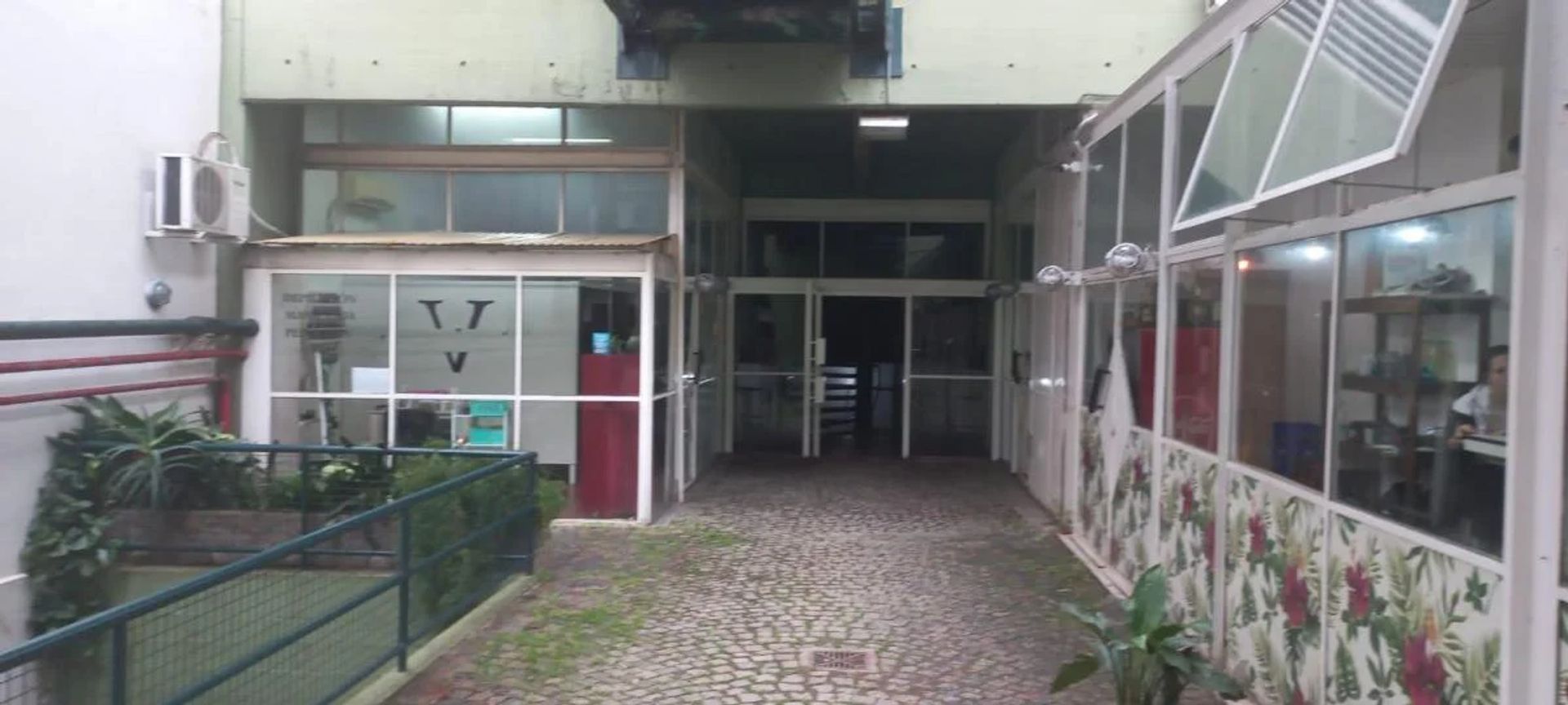 Venta Oficina Con Cochera Y Baño Propio San Isidro